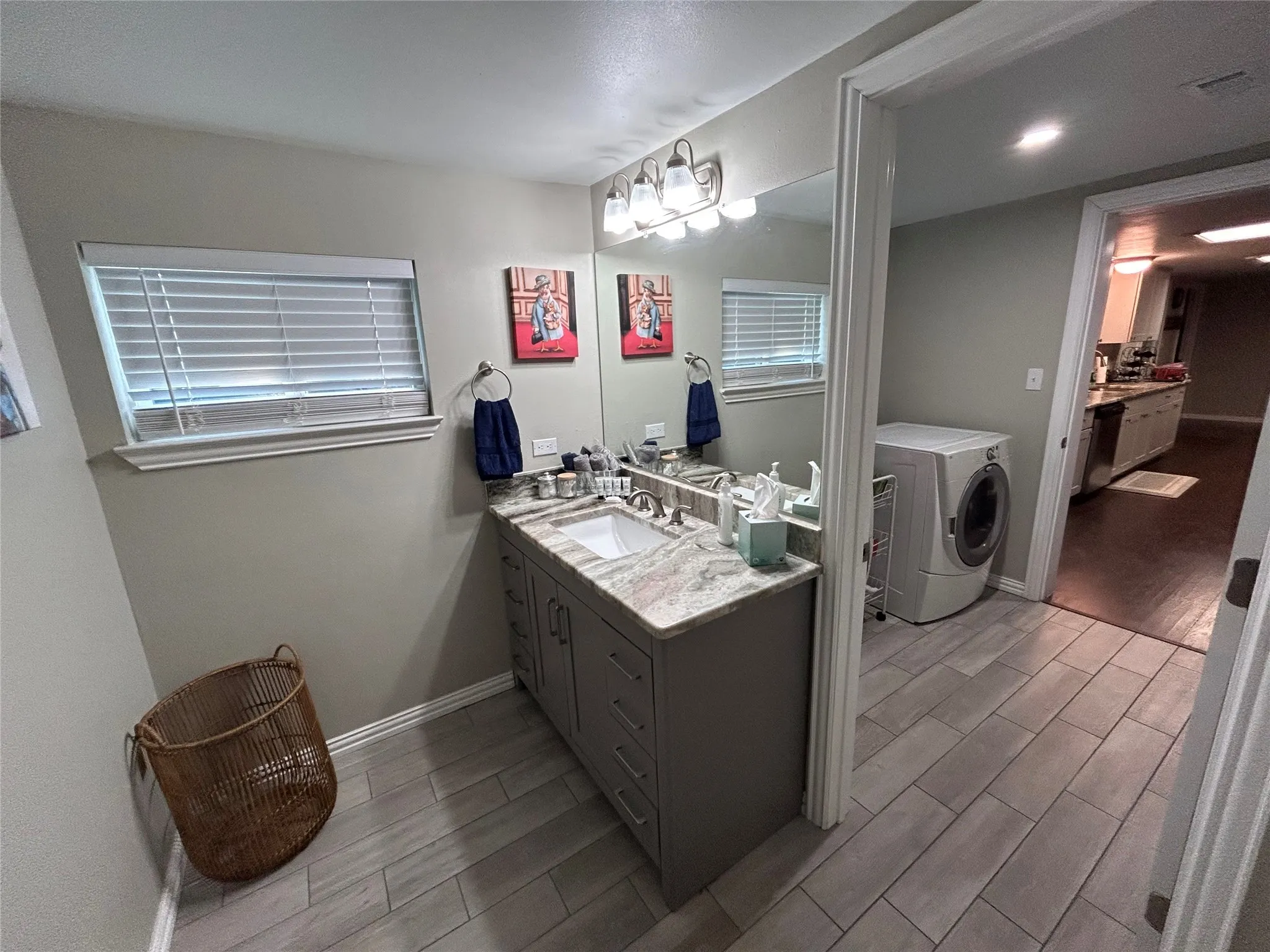 Single Family Residence For Rent in Denton County , 506 N Charles Street, Lewisville, Texas 75057, 3 Bedroom, 2 Bathroom, Garage spaces, 2,163 Sqft, built in 1962, Price $3,000, mls#21046659, Real Estate Agent in Lewisville, Homes For Rent in Denton county, Homes For Rent in Lewisville, Realtor in Lewisville Texas, Real Estate Brokerage Independent Realty Texas, Luminita Cordes Realtor