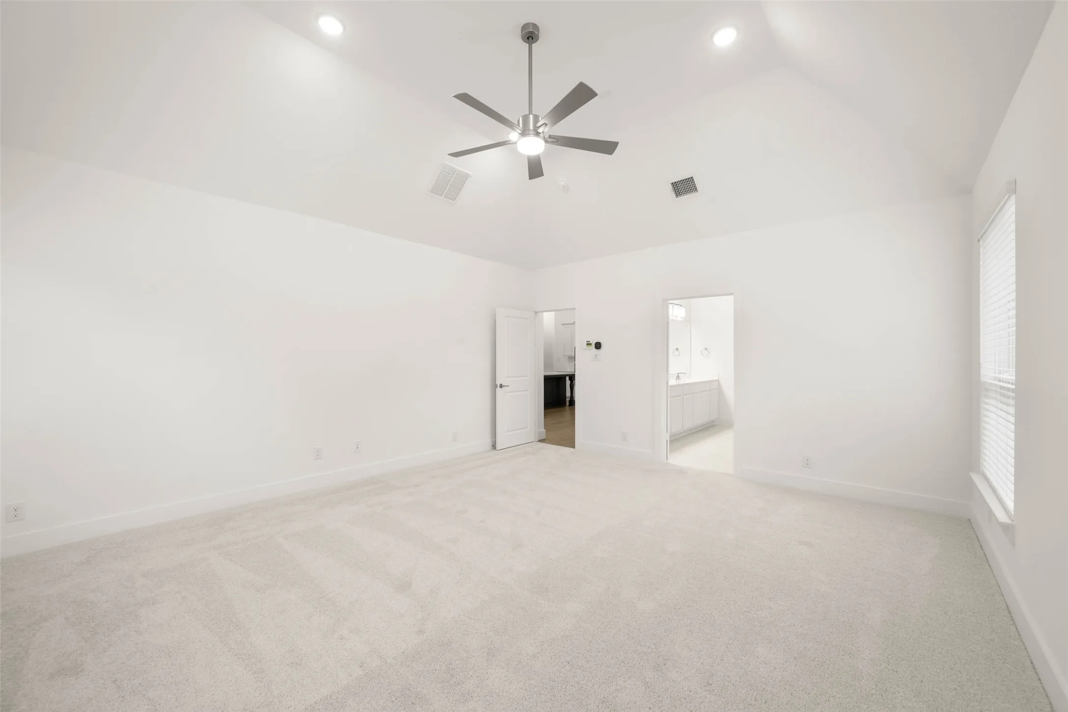 1911 Aspen- Primary SUite-2