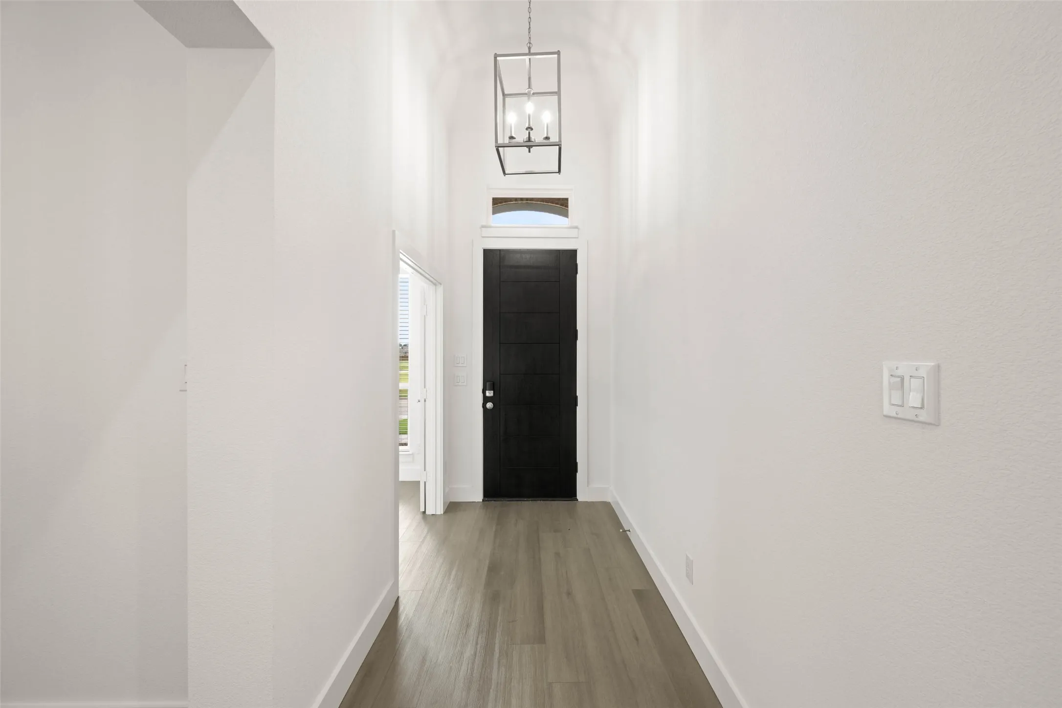 1911 Aspen- Entry-1