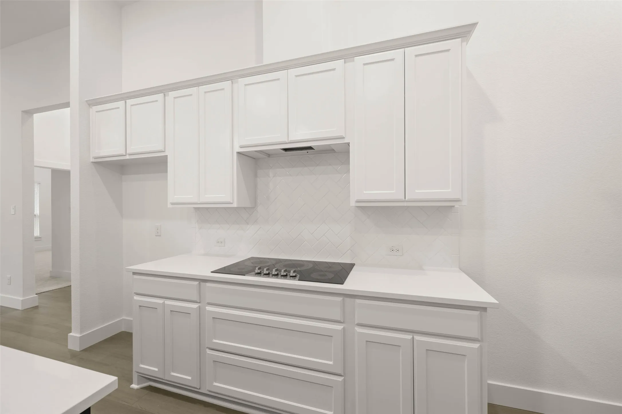 1911 Aspen- Kitchen-4