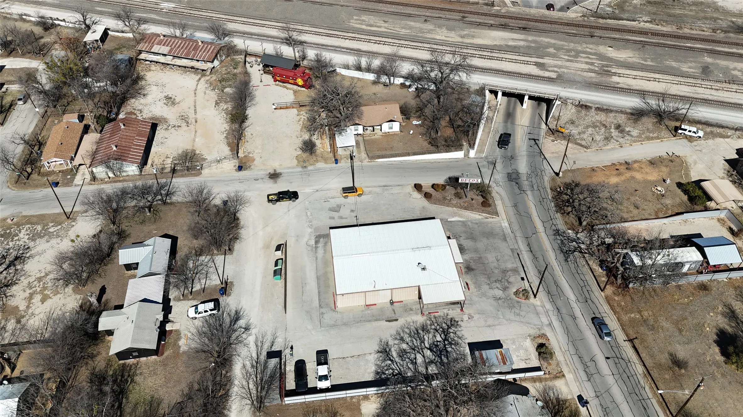 Retail For Sale in Brown County , 1001 Vine Street, Brownwood, Texas 76801, 0, 0, Garage spaces, 0 Sqft, built in 2000, Preowned, Price $1,900,000, mls#21047246, Real Estate Agent in Brownwood, Homes For Sale in Brown county, Homes For Sale in Brownwood, Realtor in Brownwood Texas, Real Estate Brokerage Independent Realty Texas, Luminita Cordes Realtor