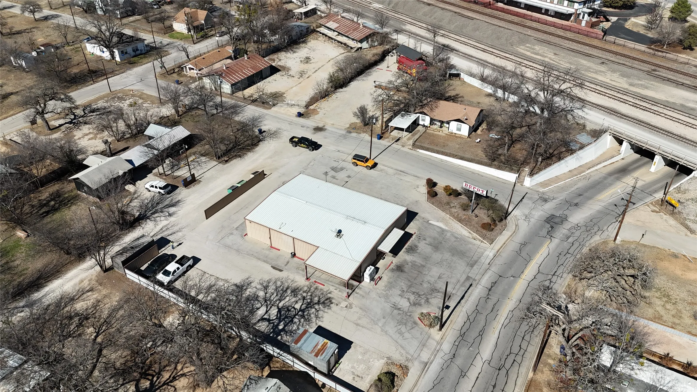 Retail For Sale in Brown County , 1001 Vine Street, Brownwood, Texas 76801, 0, 0, Garage spaces, 0 Sqft, built in 2000, Preowned, Price $1,900,000, mls#21047246, Real Estate Agent in Brownwood, Homes For Sale in Brown county, Homes For Sale in Brownwood, Realtor in Brownwood Texas, Real Estate Brokerage Independent Realty Texas, Luminita Cordes Realtor