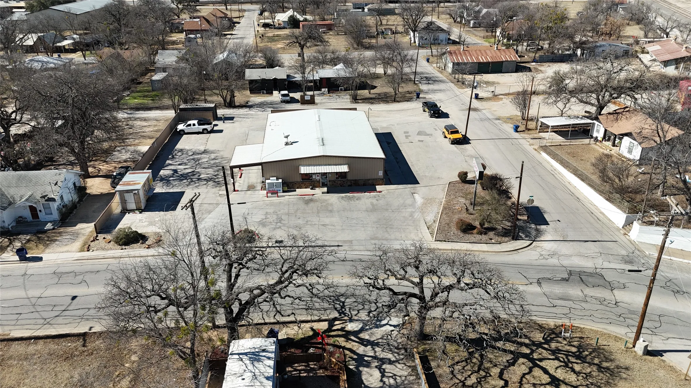 Retail For Sale in Brown County , 1001 Vine Street, Brownwood, Texas 76801, 0, 0, Garage spaces, 0 Sqft, built in 2000, Preowned, Price $1,900,000, mls#21047246, Real Estate Agent in Brownwood, Homes For Sale in Brown county, Homes For Sale in Brownwood, Realtor in Brownwood Texas, Real Estate Brokerage Independent Realty Texas, Luminita Cordes Realtor