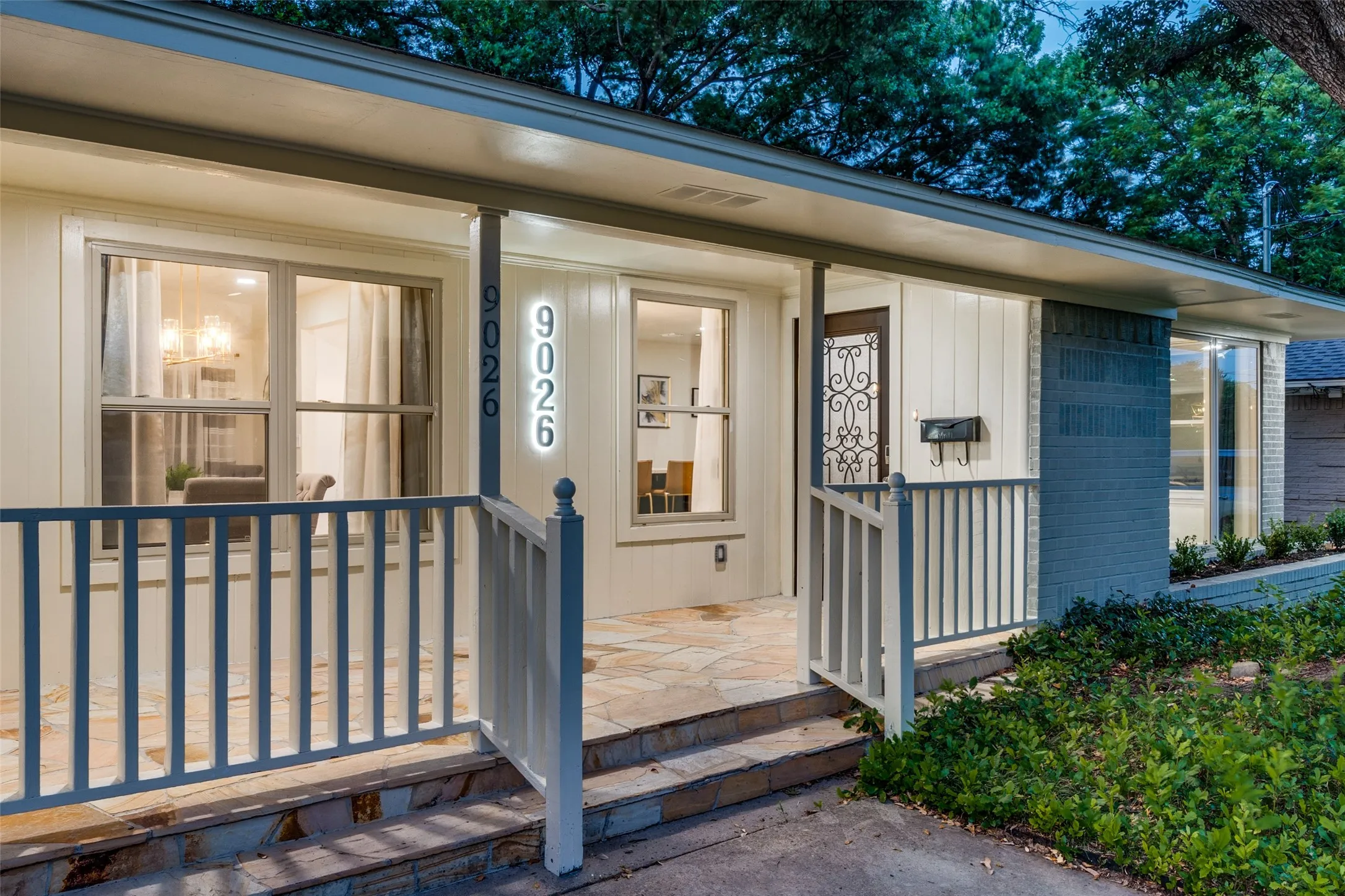 Single Family Residence For Rent in Dallas County , 9026 Livenshire Drive, Dallas, Texas 75238, 4 Bedroom, 3 Bathroom, Garage spaces, 1,952 Sqft, built in 1955, mls#21046580, Real Estate Agent in Dallas, Homes For Rent in Dallas county, Homes For Rent in Dallas, Realtor in Dallas Texas, Real Estate Brokerage Independent Realty Texas, Luminita Cordes Realtor