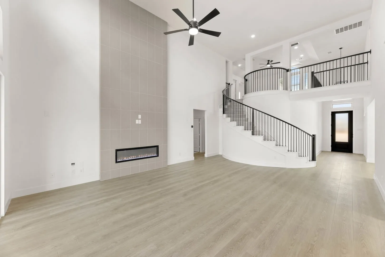 Single Family Residence For Sale in Ellis County , 1617 Whisperwood, Midlothian, Texas 76065, 5 Bedroom, 4 Bathroom, 2 Garage spaces, 3,946 Sqft, built in 2025, New Construction - Complete, mls#21047370, Real Estate Agent in Midlothian, Homes For Sale in Ellis county, Homes For Sale in Midlothian, Realtor in Midlothian Texas, Real Estate Brokerage Independent Realty Texas, Luminita Cordes Realtor
