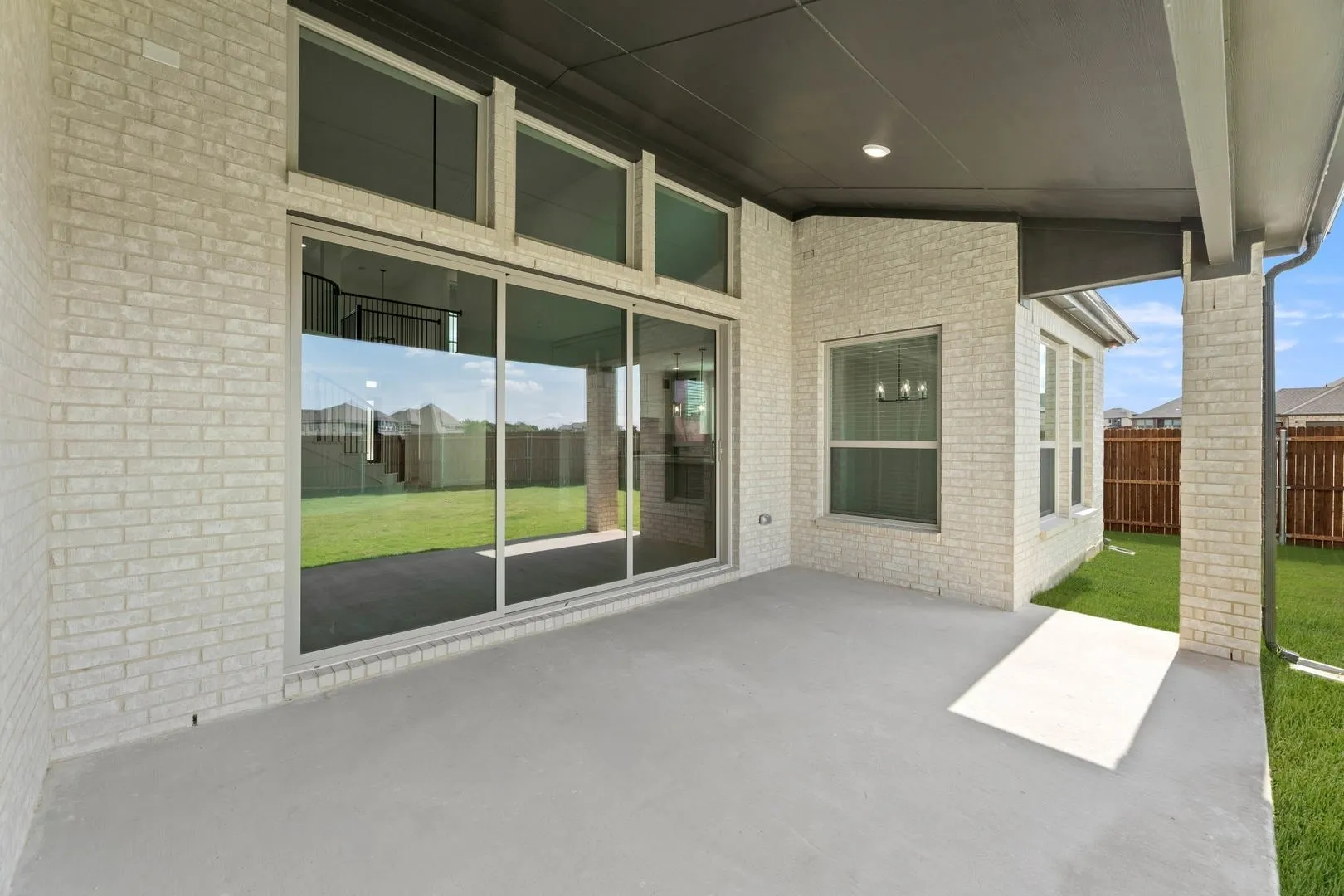 Single Family Residence For Sale in Ellis County , 1617 Whisperwood, Midlothian, Texas 76065, 5 Bedroom, 4 Bathroom, 2 Garage spaces, 3,946 Sqft, built in 2025, New Construction - Complete, mls#21047370, Real Estate Agent in Midlothian, Homes For Sale in Ellis county, Homes For Sale in Midlothian, Realtor in Midlothian Texas, Real Estate Brokerage Independent Realty Texas, Luminita Cordes Realtor