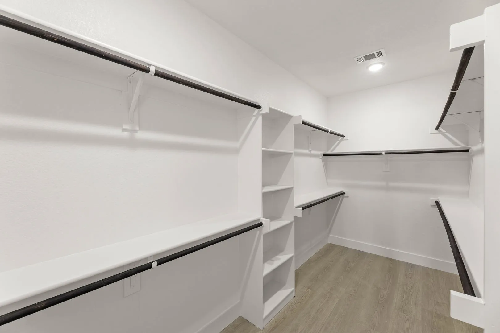 1617 Whisperwood-Primary Suite-7