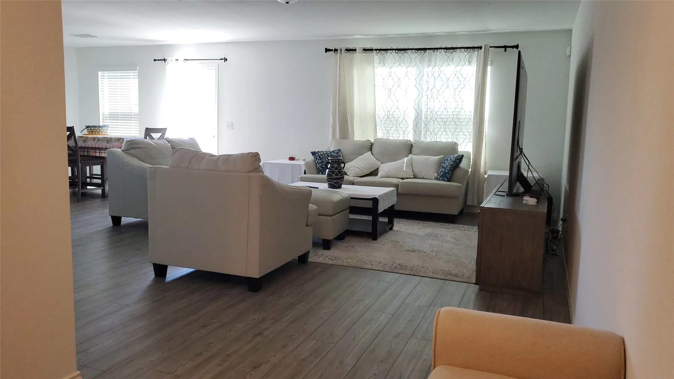 Single Family Residence For Sale in Kaufman County , 1653 Box Elder Road, Forney, Texas 75126, 4 Bedroom, 3 Bathroom, 2 Garage spaces, 2,430 Sqft, built in 2023, Preowned, mls#21047568, Real Estate Agent in Forney, Homes For Sale in Kaufman county, Homes For Sale in Forney, Realtor in Forney Texas, Real Estate Brokerage Independent Realty Texas, Luminita Cordes Realtor