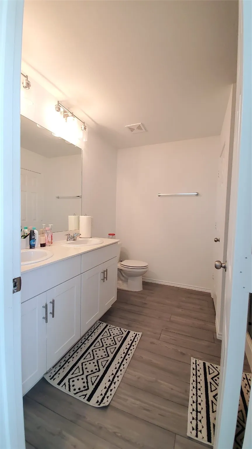 Single Family Residence For Sale in Kaufman County , 1653 Box Elder Road, Forney, Texas 75126, 4 Bedroom, 3 Bathroom, 2 Garage spaces, 2,430 Sqft, built in 2023, Preowned, mls#21047568, Real Estate Agent in Forney, Homes For Sale in Kaufman county, Homes For Sale in Forney, Realtor in Forney Texas, Real Estate Brokerage Independent Realty Texas, Luminita Cordes Realtor
