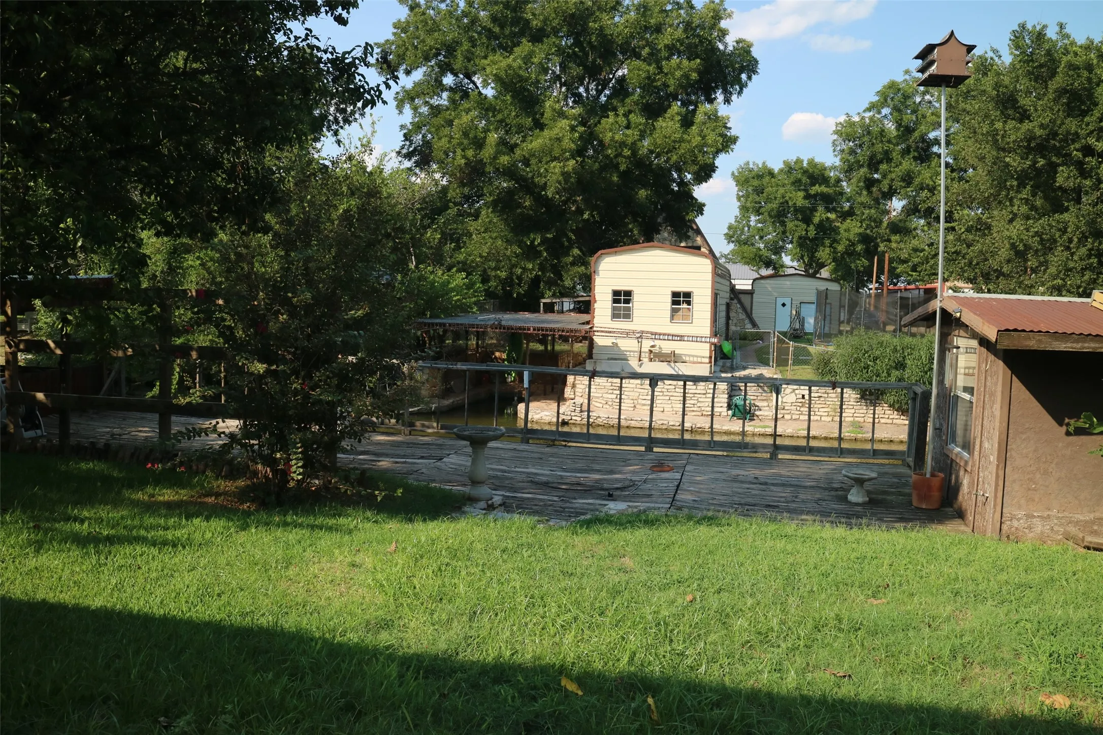 Mobile Home For Sale in Hood County , 3601 Greenbrook Street, Granbury, Texas 76048, 2 Bedroom, 1 Bathroom, Garage spaces, 0 Sqft, built in 0, Price $139,000, mls#21045660, Real Estate Agent in Granbury, Homes For Sale in Hood county, Homes For Sale in Granbury, Realtor in Granbury Texas, Real Estate Brokerage Independent Realty Texas, Luminita Cordes Realtor