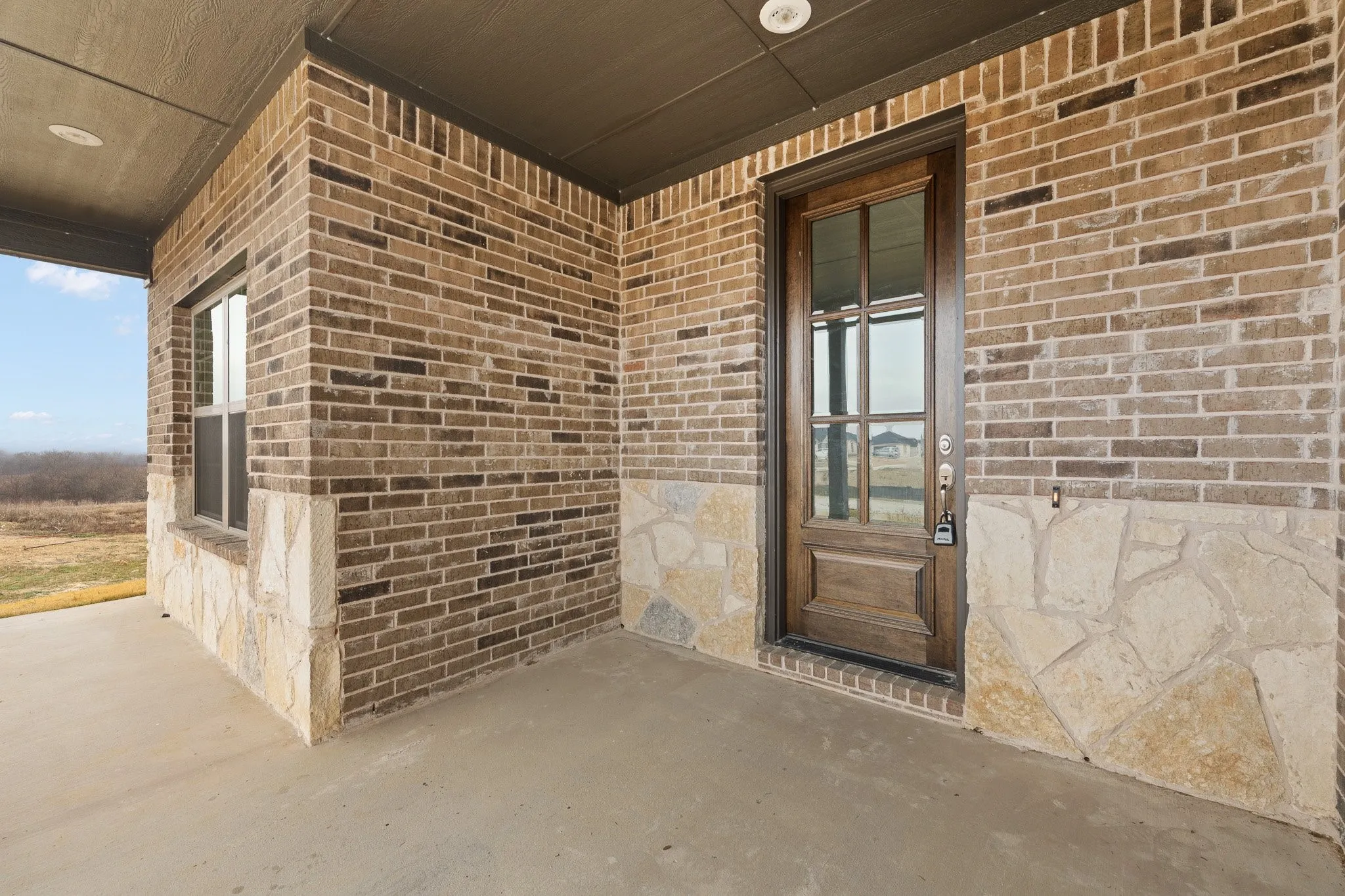 Single Family Residence For Sale in Ellis County , 10305 Livestock Avenue, Venus, Texas 76084, 5 Bedroom, 3 Bathroom, 2 Garage spaces, 2,581 Sqft, built in 2025, mls#21044431, Real Estate Agent in Venus, Homes For Sale in Ellis county, Homes For Sale in Venus, Realtor in Venus Texas, Real Estate Brokerage Independent Realty Texas, Luminita Cordes Realtor