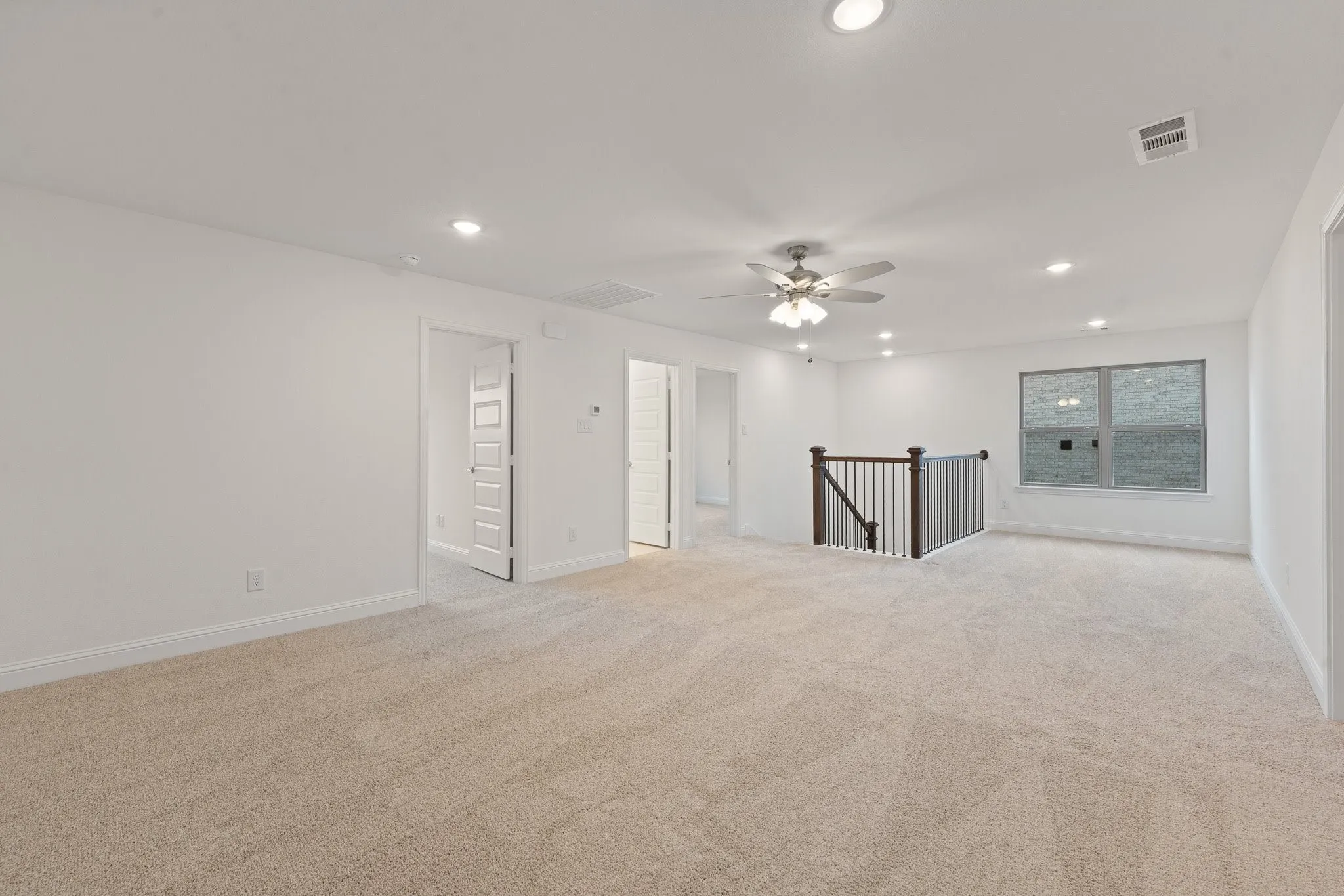 Single Family Residence For Sale in Ellis County , 10305 Livestock Avenue, Venus, Texas 76084, 5 Bedroom, 3 Bathroom, 2 Garage spaces, 2,581 Sqft, built in 2025, mls#21044431, Real Estate Agent in Venus, Homes For Sale in Ellis county, Homes For Sale in Venus, Realtor in Venus Texas, Real Estate Brokerage Independent Realty Texas, Luminita Cordes Realtor