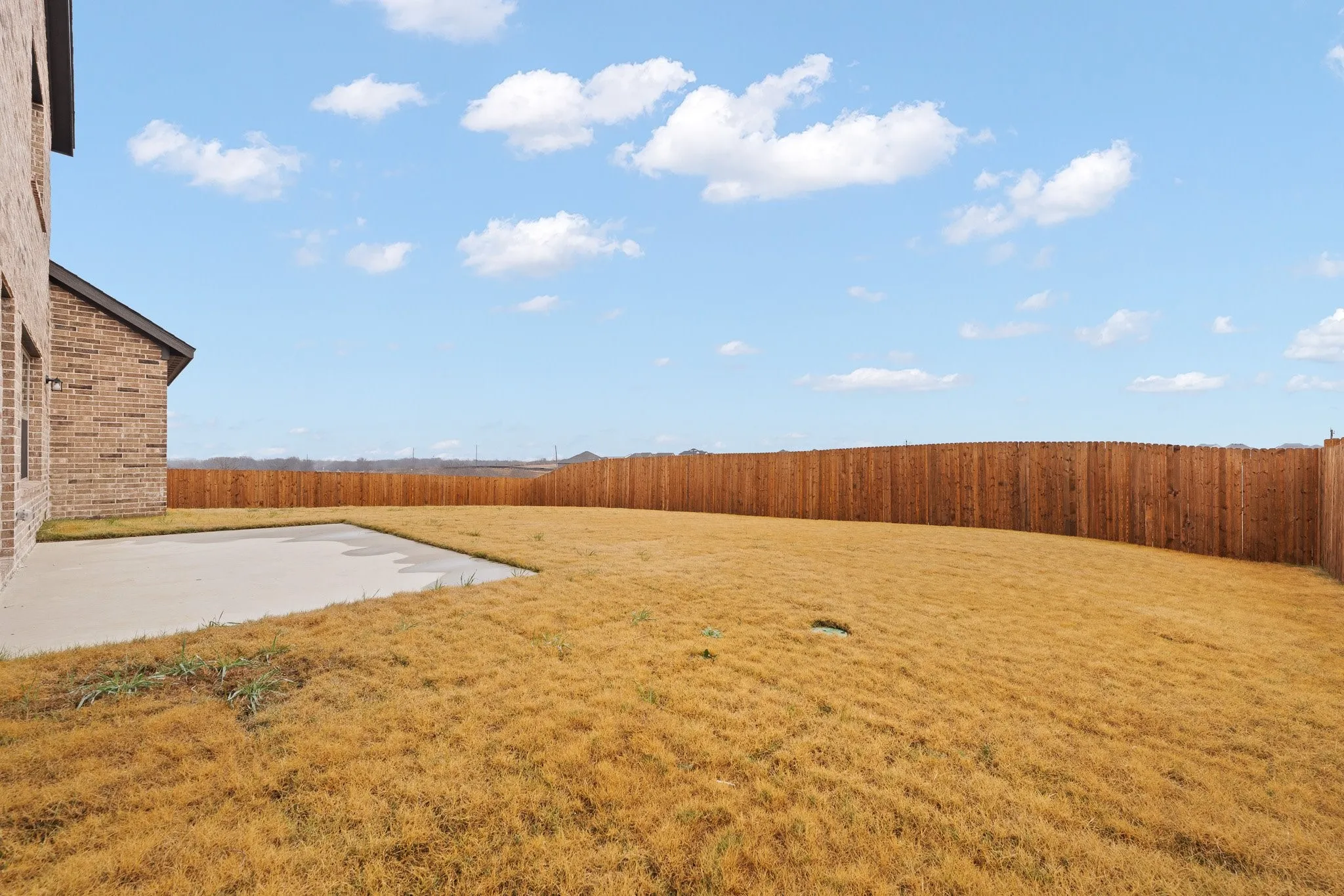 Single Family Residence For Sale in Ellis County , 10305 Livestock Avenue, Venus, Texas 76084, 5 Bedroom, 3 Bathroom, 2 Garage spaces, 2,581 Sqft, built in 2025, mls#21044431, Real Estate Agent in Venus, Homes For Sale in Ellis county, Homes For Sale in Venus, Realtor in Venus Texas, Real Estate Brokerage Independent Realty Texas, Luminita Cordes Realtor