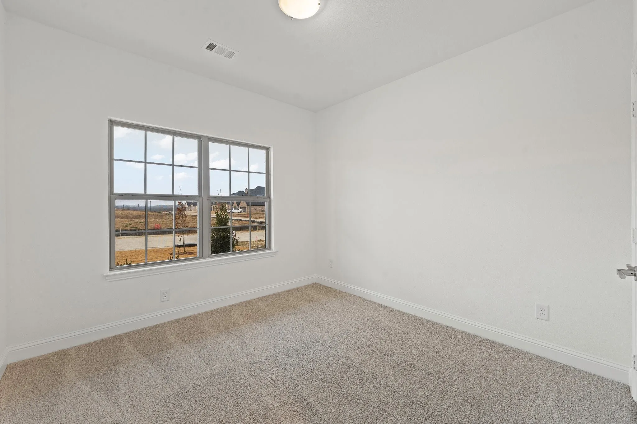 Single Family Residence For Sale in Ellis County , 10305 Livestock Avenue, Venus, Texas 76084, 5 Bedroom, 3 Bathroom, 2 Garage spaces, 2,581 Sqft, built in 2025, mls#21044431, Real Estate Agent in Venus, Homes For Sale in Ellis county, Homes For Sale in Venus, Realtor in Venus Texas, Real Estate Brokerage Independent Realty Texas, Luminita Cordes Realtor