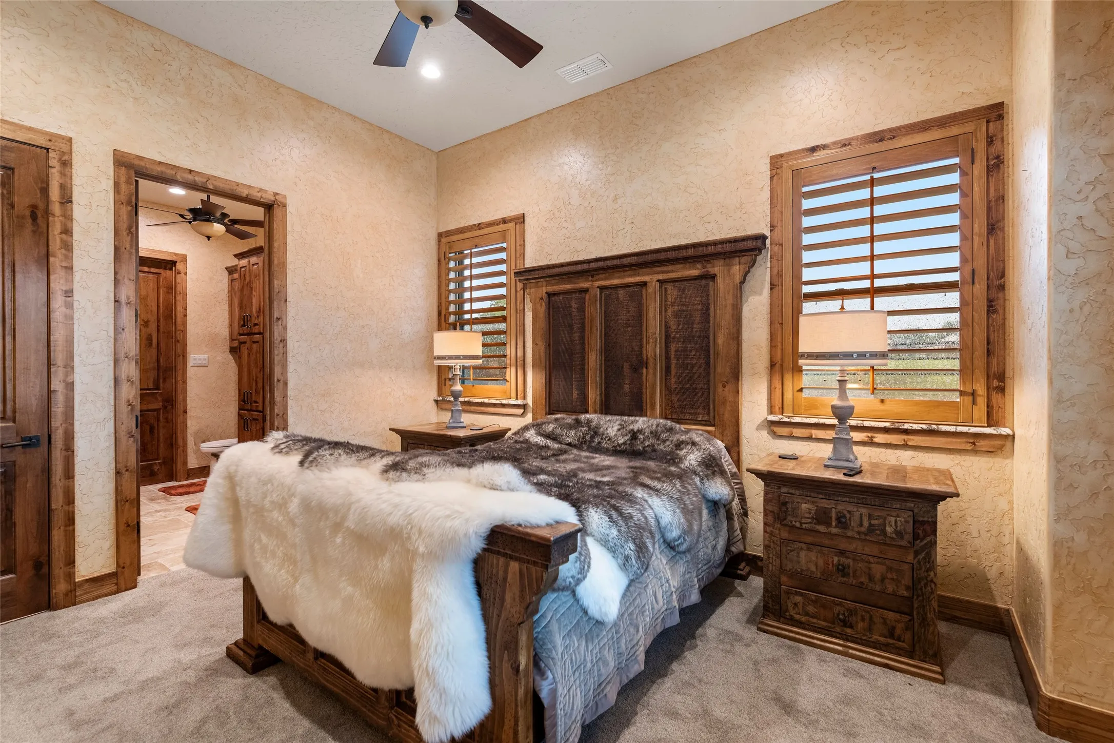 Single Family Residence For Sale in Parker County , 117a Hansma Way, Weatherford, Texas 76087, 4 Bedroom, 5 Bathroom, 4 Garage spaces, 4,809 Sqft, built in 2023, Preowned, mls#21047122, Real Estate Agent in Weatherford, Homes For Sale in Parker county, Homes For Sale in Weatherford, Realtor in Weatherford Texas, Real Estate Brokerage Independent Realty Texas, Luminita Cordes Realtor