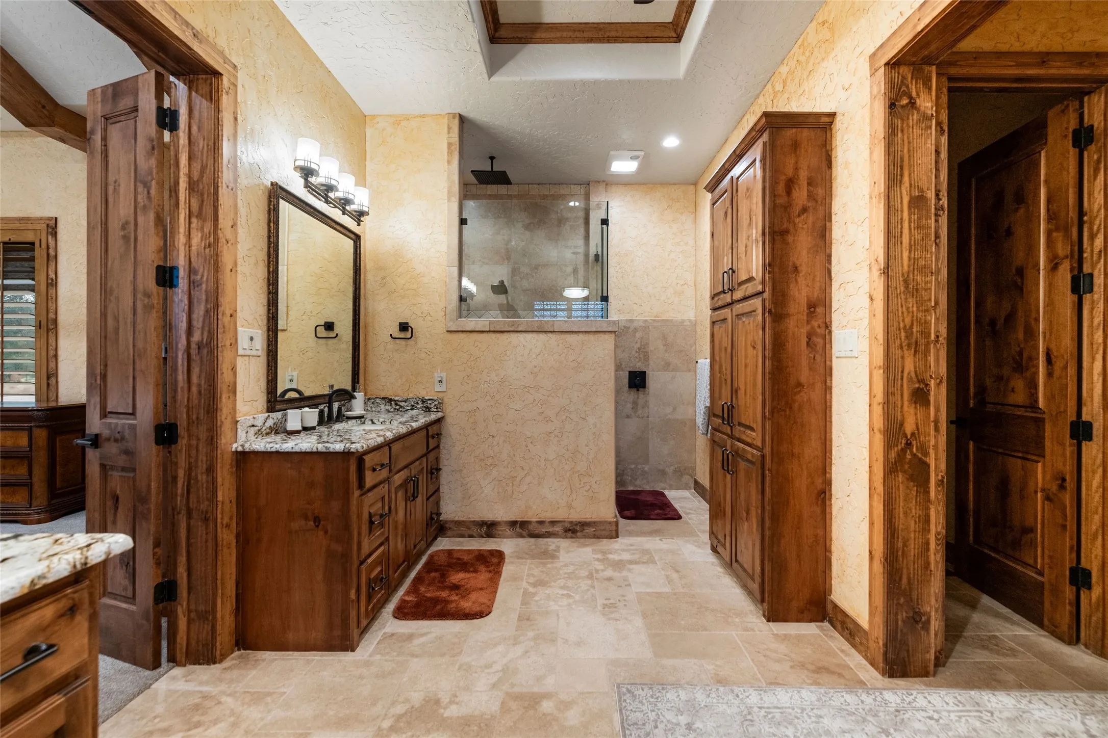 Single Family Residence For Sale in Parker County , 117a Hansma Way, Weatherford, Texas 76087, 4 Bedroom, 5 Bathroom, 4 Garage spaces, 4,809 Sqft, built in 2023, Preowned, mls#21047122, Real Estate Agent in Weatherford, Homes For Sale in Parker county, Homes For Sale in Weatherford, Realtor in Weatherford Texas, Real Estate Brokerage Independent Realty Texas, Luminita Cordes Realtor