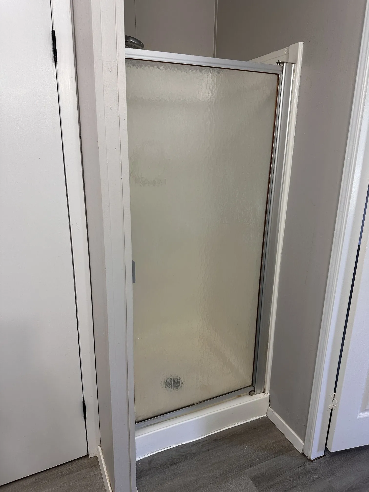 Mobile Home For Rent in Grayson County , 307 Jones Circle, Pottsboro, Texas 75076, 3 Bedroom, 2 Bathroom, Garage spaces, 1,216 Sqft, built in 2005, mls#21045027, Real Estate Agent in Pottsboro, Homes For Rent in Grayson county, Homes For Rent in Pottsboro, Realtor in Pottsboro Texas, Real Estate Brokerage Independent Realty Texas, Luminita Cordes Realtor