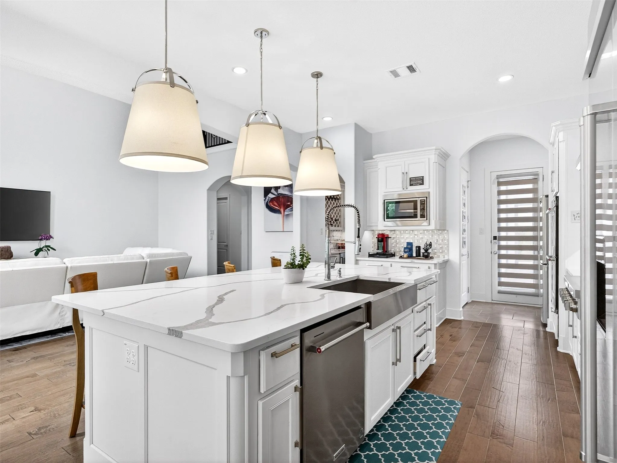 Single Family Residence For Sale in Tarrant County , 4204 Mark Twain Boulevard, Flower Mound, Texas 75022, 5 Bedroom, 5 Bathroom, 3 Garage spaces, 5,239 Sqft, built in 2022, mls#21049124, Real Estate Agent in Flower Mound, Homes For Sale in Tarrant county, Homes For Sale in Flower Mound, Realtor in Flower Mound Texas, Real Estate Brokerage Independent Realty Texas, Luminita Cordes Realtor