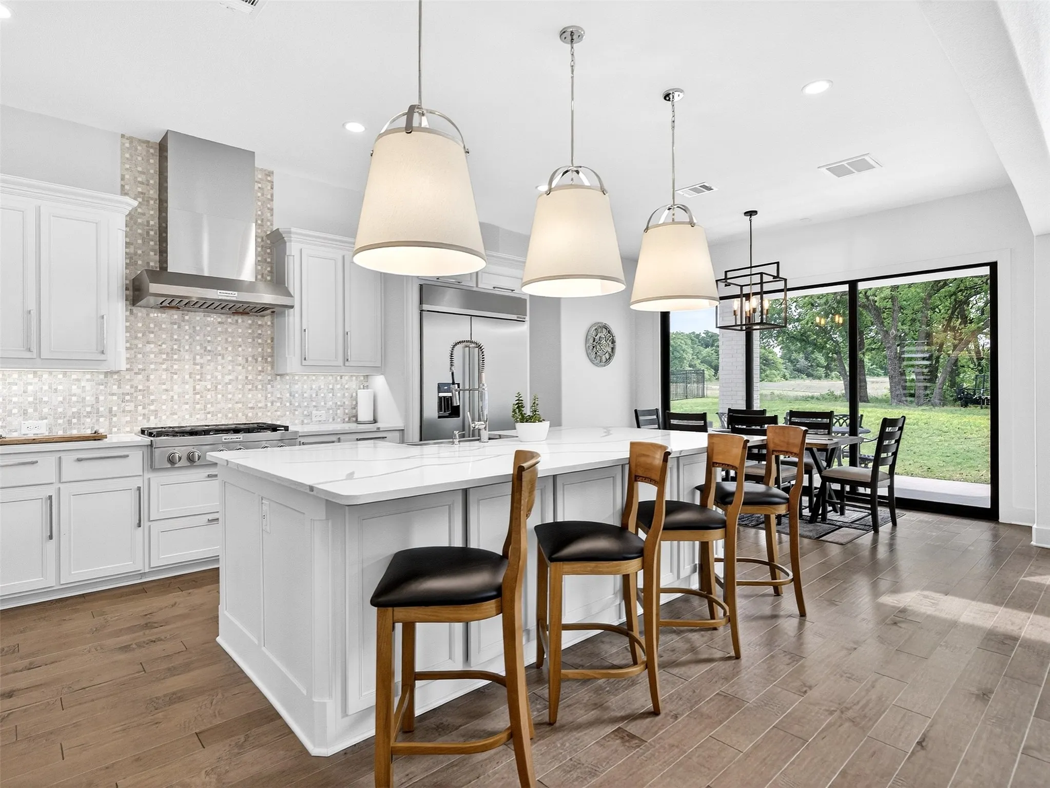Single Family Residence For Sale in Tarrant County , 4204 Mark Twain Boulevard, Flower Mound, Texas 75022, 5 Bedroom, 5 Bathroom, 3 Garage spaces, 5,239 Sqft, built in 2022, mls#21049124, Real Estate Agent in Flower Mound, Homes For Sale in Tarrant county, Homes For Sale in Flower Mound, Realtor in Flower Mound Texas, Real Estate Brokerage Independent Realty Texas, Luminita Cordes Realtor