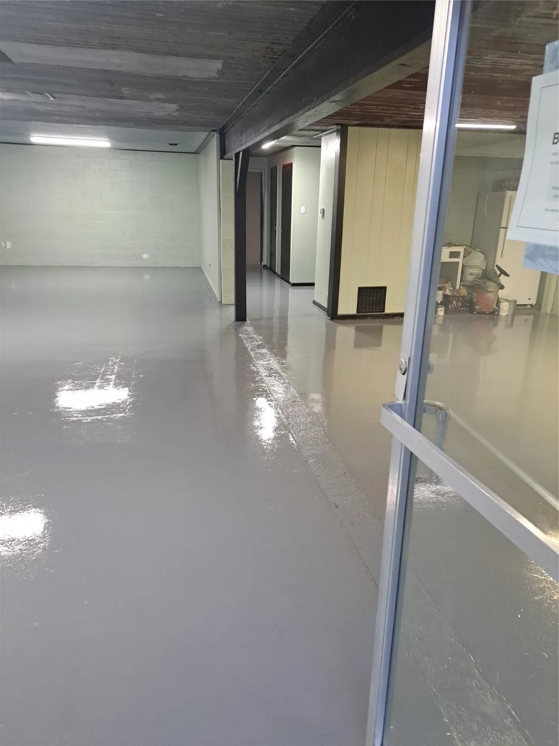 South side of office bldg., New paint everywhere.