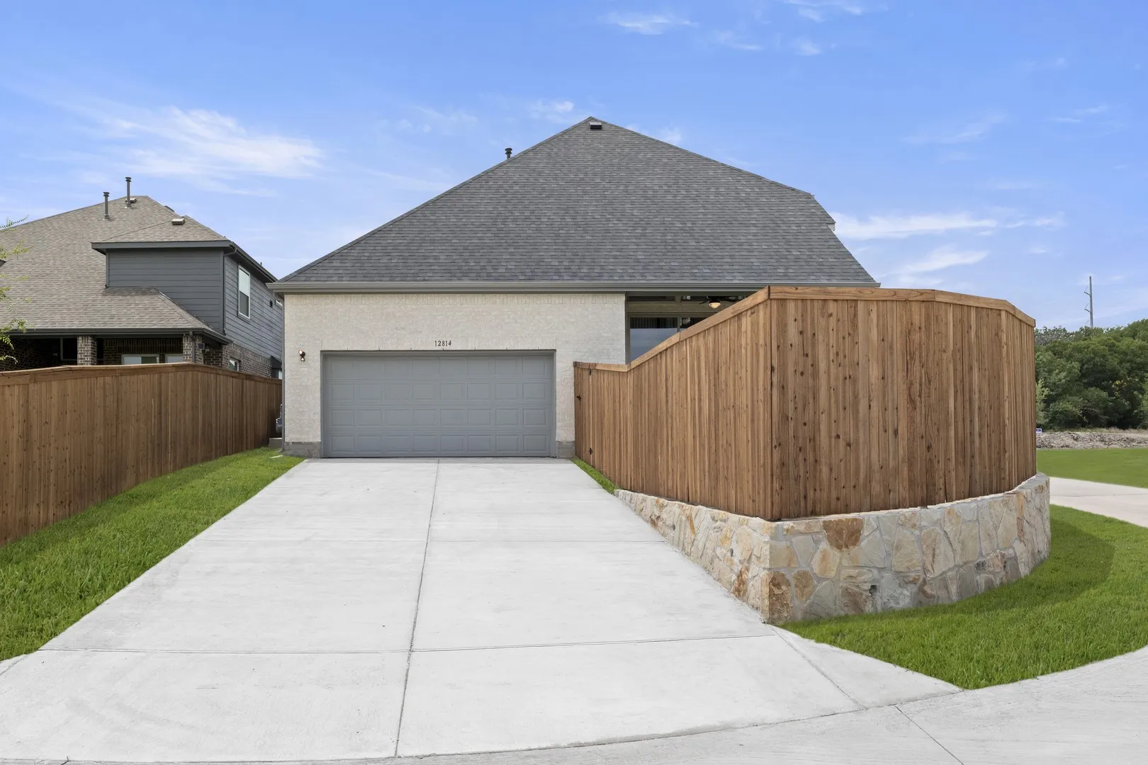 26. 12814 Meadow Glen - Back