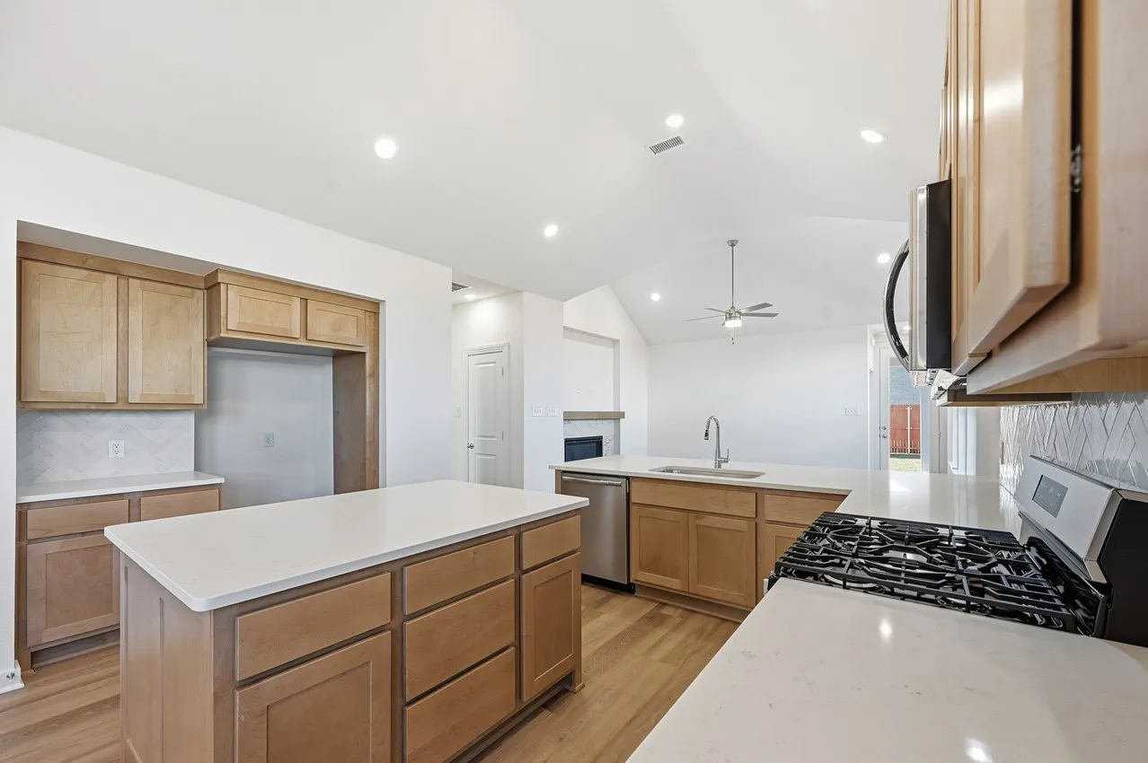 Single Family Residence For Sale in Kaufman County , 3925 Bison Lane, Crandall, Texas 75114, 3 Bedroom, 2 Bathroom, 2 Garage spaces, 1,614 Sqft, built in 2026, New Construction - Incomplete, mls#21050085, Real Estate Agent in Crandall, Homes For Sale in Kaufman county, Homes For Sale in Crandall, Realtor in Crandall Texas, Real Estate Brokerage Independent Realty Texas, Luminita Cordes Realtor