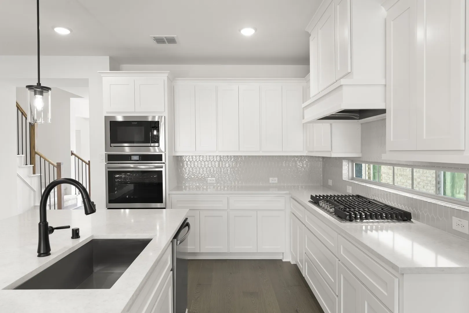 14. 8511 Great Stone - Kitchen (3)