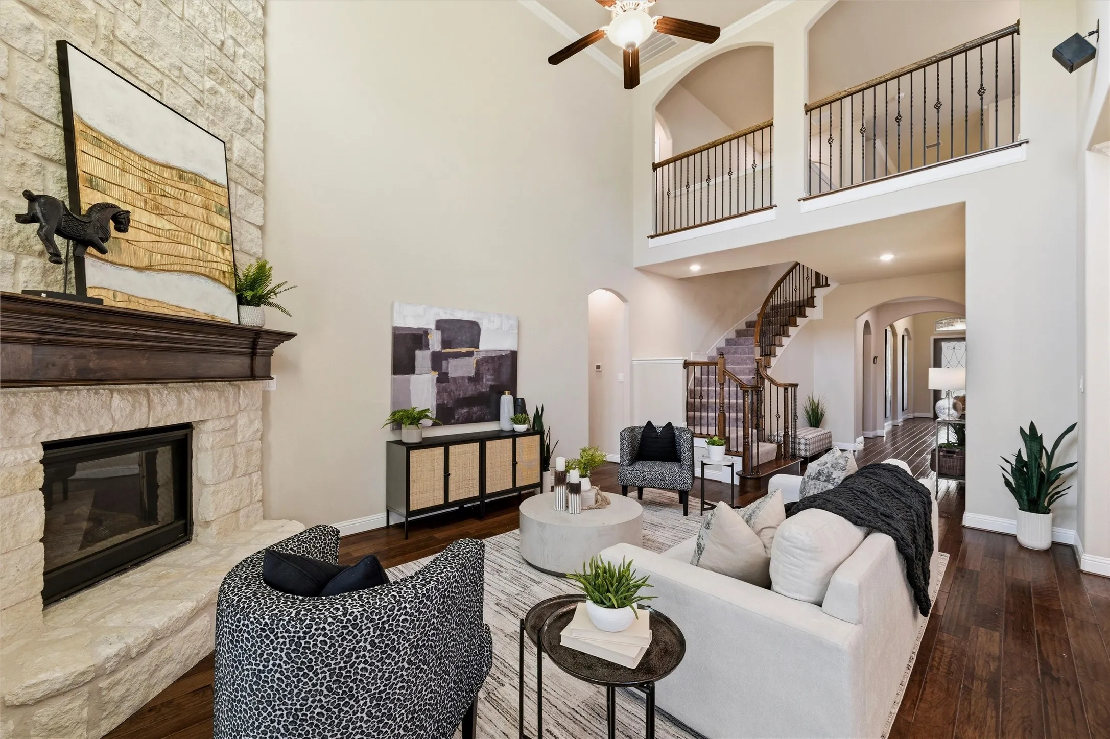Single Family Residence For Sale in Dallas County , 3815 Wind Cave Bend, Irving, Texas 75063, 4 Bedroom, 5 Bathroom, 2 Garage spaces, 3,608 Sqft, built in 2016, Preowned, mls#21042334, Real Estate Agent in Irving, Homes For Sale in Dallas county, Homes For Sale in Irving, Realtor in Irving Texas, Real Estate Brokerage Independent Realty Texas, Luminita Cordes Realtor