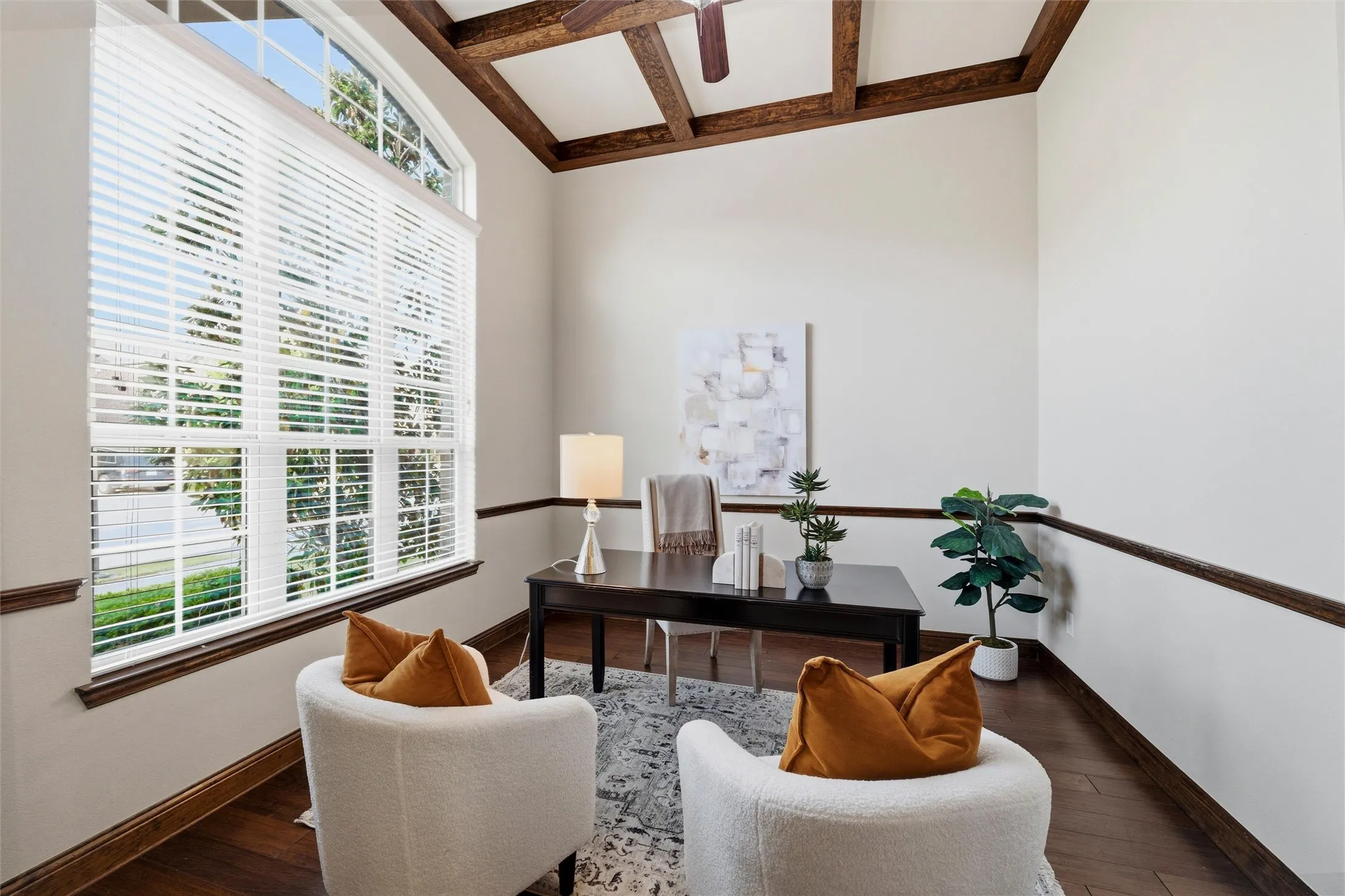 Single Family Residence For Sale in Dallas County , 3815 Wind Cave Bend, Irving, Texas 75063, 4 Bedroom, 5 Bathroom, 2 Garage spaces, 3,608 Sqft, built in 2016, Preowned, mls#21042334, Real Estate Agent in Irving, Homes For Sale in Dallas county, Homes For Sale in Irving, Realtor in Irving Texas, Real Estate Brokerage Independent Realty Texas, Luminita Cordes Realtor