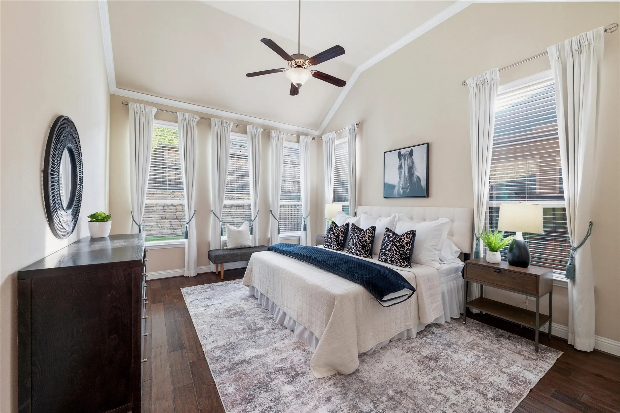 Single Family Residence For Sale in Dallas County , 3815 Wind Cave Bend, Irving, Texas 75063, 4 Bedroom, 5 Bathroom, 2 Garage spaces, 3,608 Sqft, built in 2016, Preowned, mls#21042334, Real Estate Agent in Irving, Homes For Sale in Dallas county, Homes For Sale in Irving, Realtor in Irving Texas, Real Estate Brokerage Independent Realty Texas, Luminita Cordes Realtor
