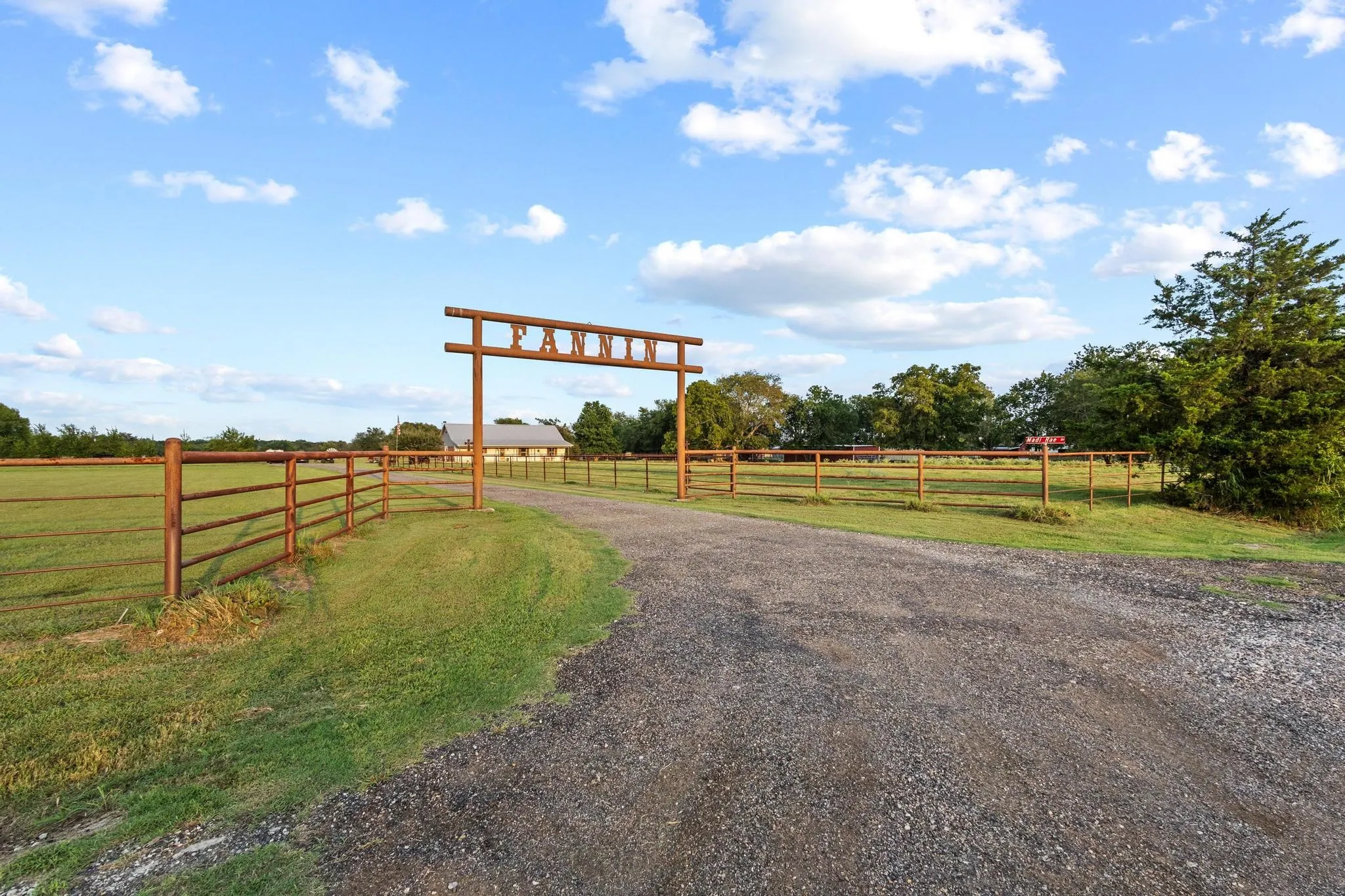 Farm For Sale in Hunt County , 5285 County Road 3226, Lone Oak, Texas 75453, 3 Bedrooms, 2 Bathrooms, Garage spaces, 1,914 Sqft, built in 2007, Preowned, Price $599,000, mls#21050353, Real Estate Agent in Lone Oak, Homes For Sale in Hunt county, Homes For Sale in Lone Oak, Realtor in Lone Oak Texas, Real Estate Brokerage Independent Realty Texas, Luminita Cordes Realtor