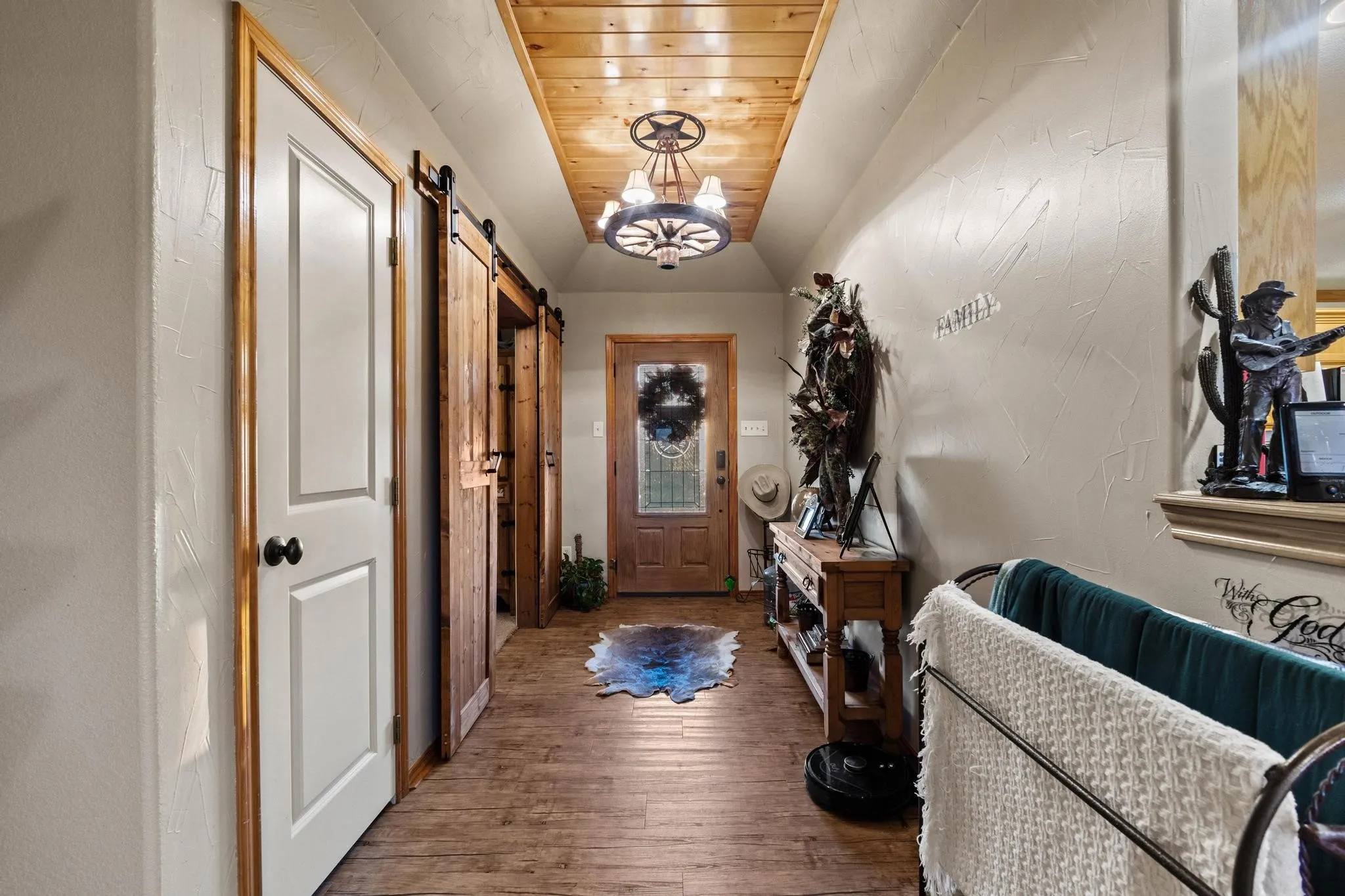 Farm For Sale in Hunt County , 5285 County Road 3226, Lone Oak, Texas 75453, 3 Bedrooms, 2 Bathrooms, Garage spaces, 1,914 Sqft, built in 2007, Preowned, Price $599,000, mls#21050353, Real Estate Agent in Lone Oak, Homes For Sale in Hunt county, Homes For Sale in Lone Oak, Realtor in Lone Oak Texas, Real Estate Brokerage Independent Realty Texas, Luminita Cordes Realtor