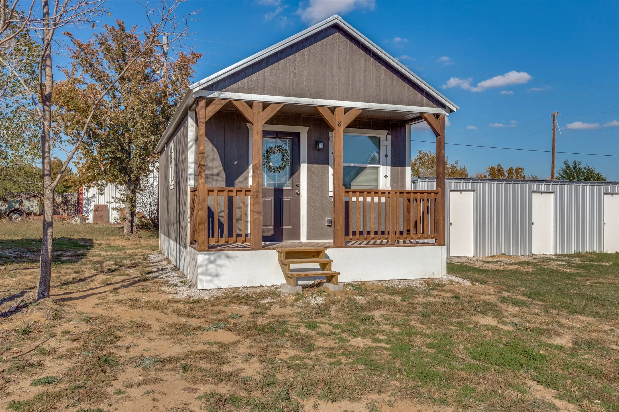 Single Family Residence For Rent in Parker County , 5001 Knob Hill Road D2-D5, Azle, Texas 76020, 2 Bedrooms, 1 Bathroom, Garage spaces, 436 Sqft, built in 2022, New Construction - Complete, Price $1,250, mls#21050549, Real Estate Agent in Azle, Homes For Rent in Parker county, Homes For Rent in Azle, Realtor in Azle Texas, Real Estate Brokerage Independent Realty Texas, Luminita Cordes Realtor