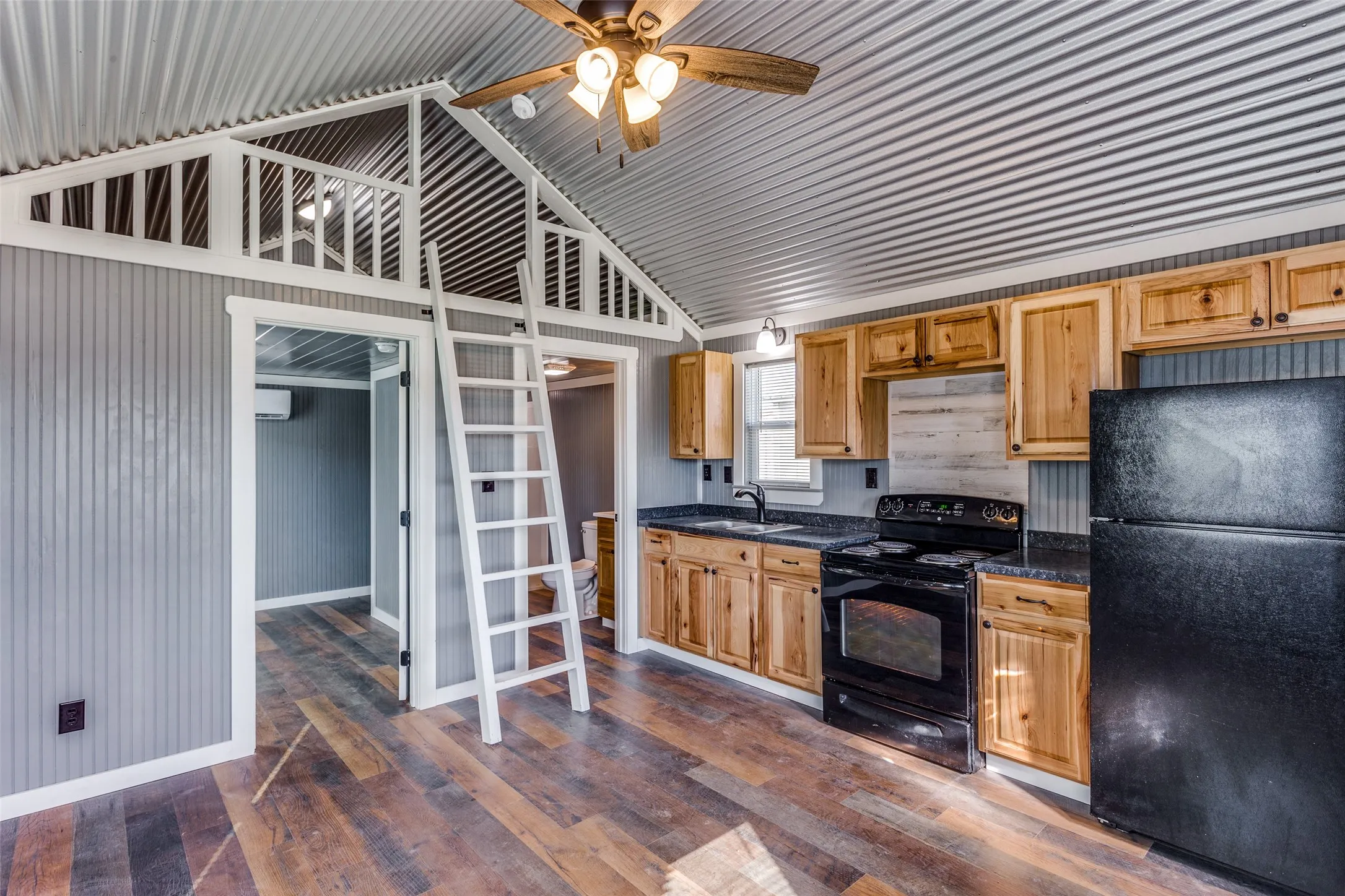 Single Family Residence For Rent in Parker County , 5001 Knob Hill Road D2-D5, Azle, Texas 76020, 2 Bedrooms, 1 Bathroom, Garage spaces, 436 Sqft, built in 2022, New Construction - Complete, Price $1,250, mls#21050549, Real Estate Agent in Azle, Homes For Rent in Parker county, Homes For Rent in Azle, Realtor in Azle Texas, Real Estate Brokerage Independent Realty Texas, Luminita Cordes Realtor
