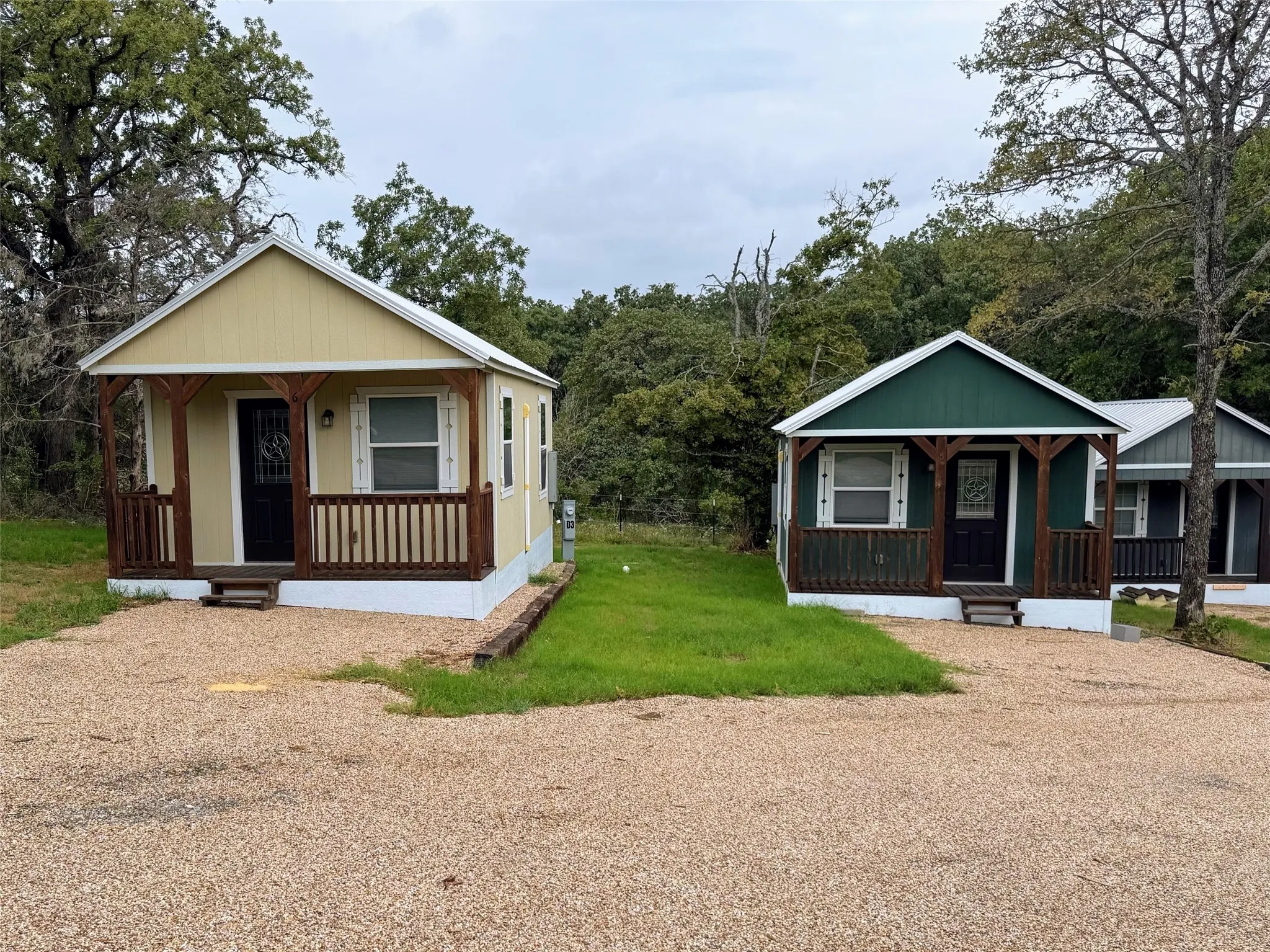 Single Family Residence For Rent in Parker County , 5001 Knob Hill Road D2-D5, Azle, Texas 76020, 2 Bedrooms, 1 Bathroom, Garage spaces, 436 Sqft, built in 2022, New Construction - Complete, Price $1,250, mls#21050549, Real Estate Agent in Azle, Homes For Rent in Parker county, Homes For Rent in Azle, Realtor in Azle Texas, Real Estate Brokerage Independent Realty Texas, Luminita Cordes Realtor