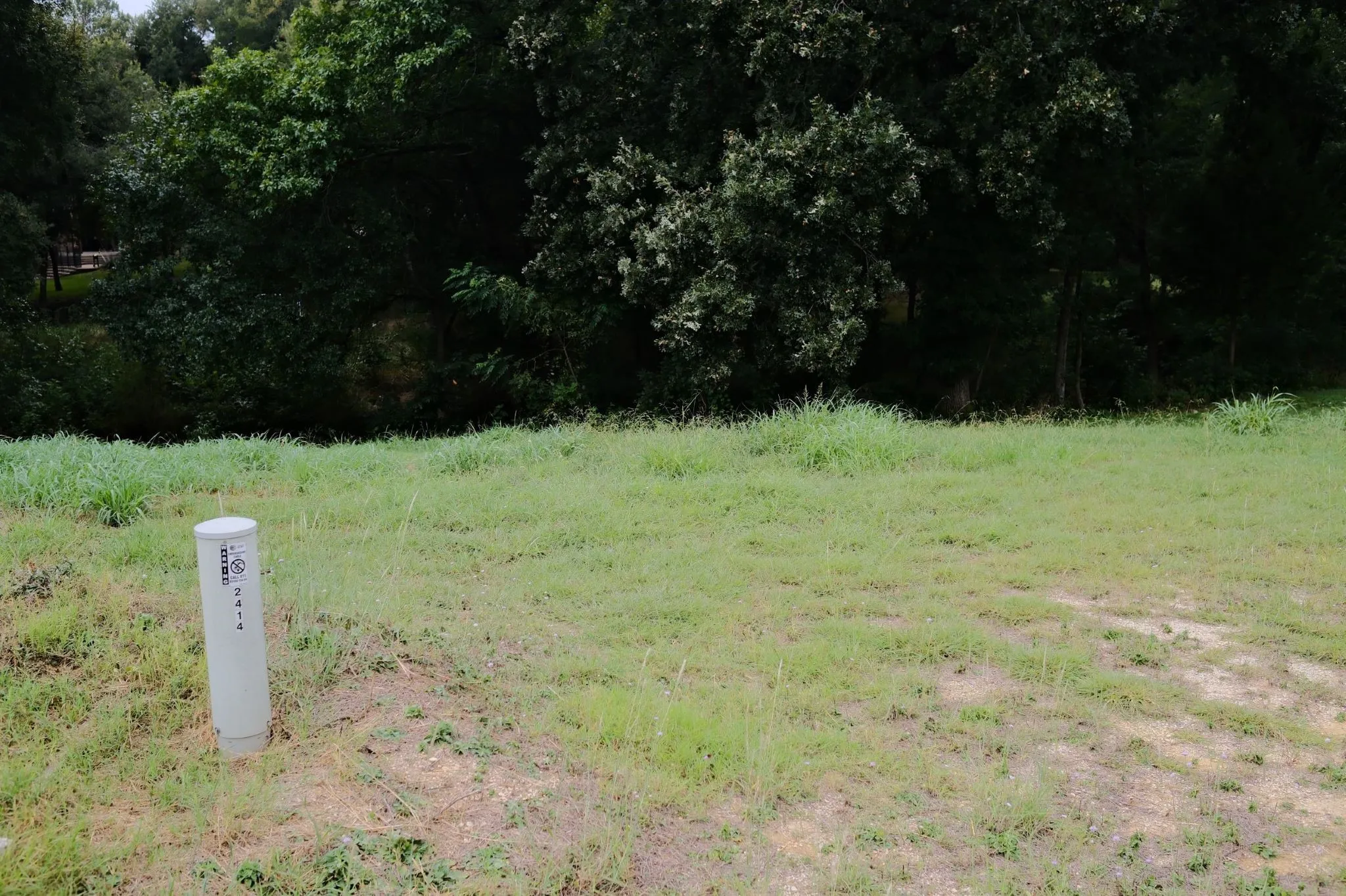 Unimproved Land For Sale in Ellis County , 2414 Summer Brook Court, Cedar Hill, Texas 75104, 0, 0, Garage spaces, 0 Sqft, built in 0, Price $148,000, mls#21048253, Real Estate Agent in Cedar Hill, Homes For Sale in Ellis county, Homes For Sale in Cedar Hill, Realtor in Cedar Hill Texas, Real Estate Brokerage Independent Realty Texas, Luminita Cordes Realtor