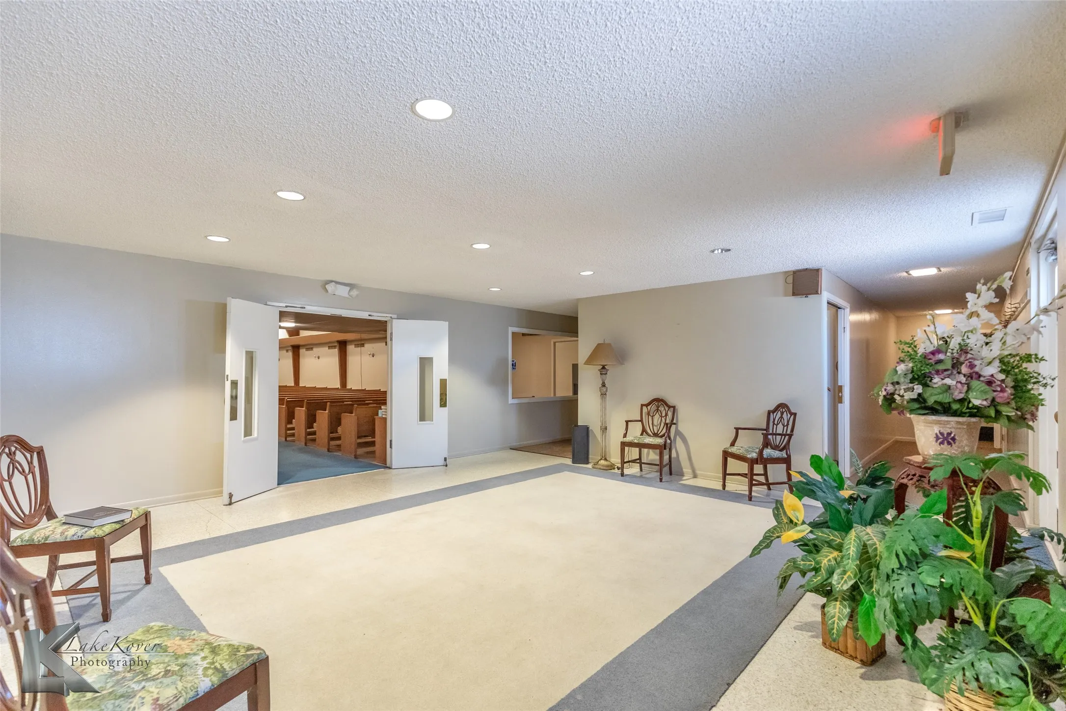Office For Sale in Taylor County , 2502 Minter Lane, Abilene, Texas 79603, 0, 0, Garage spaces, 0 Sqft, built in 1964, mls#21050596, Real Estate Agent in Abilene, Homes For Sale in Taylor county, Homes For Sale in Abilene, Realtor in Abilene Texas, Real Estate Brokerage Independent Realty Texas, Luminita Cordes Realtor