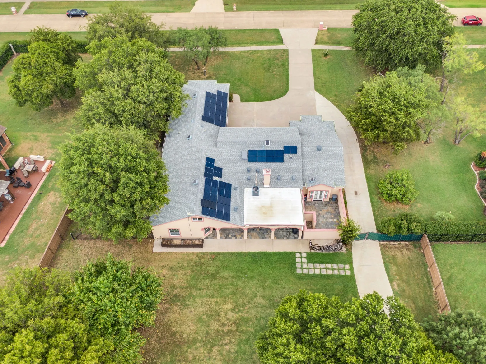 Aerial view of property and surrounding area