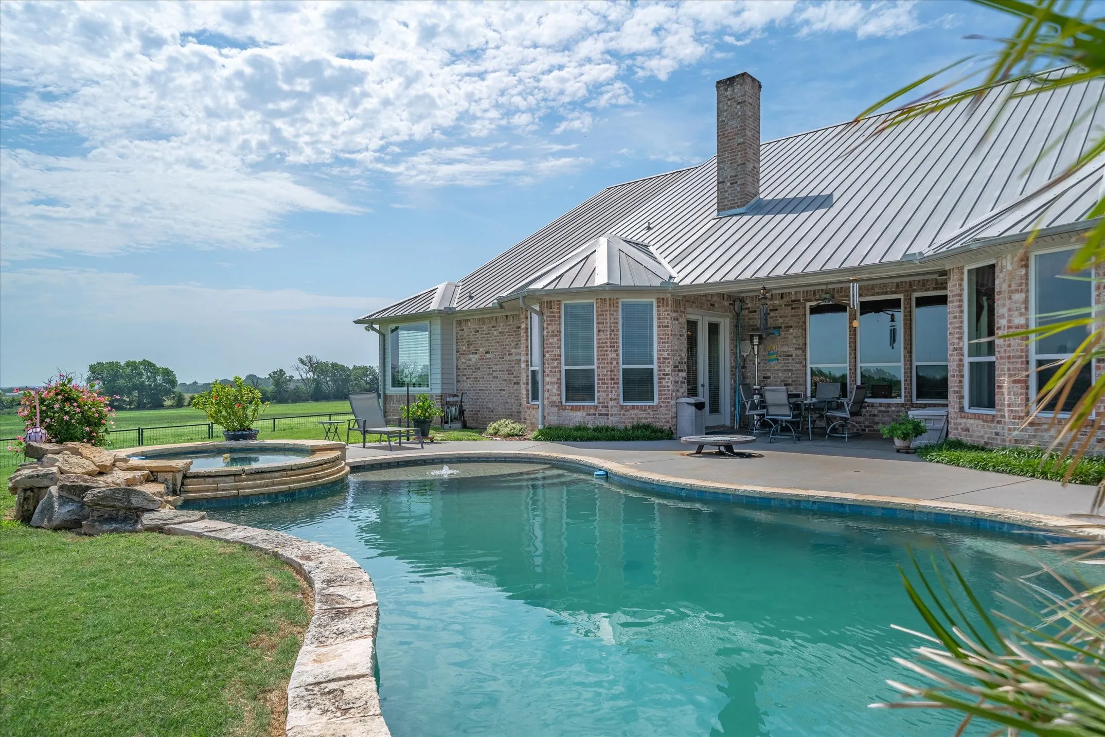 Farm For Sale in Van Zandt County , 9208 FM 17 89 Acres, Grand Saline, Texas 75140, 3 Bedroom, 4 Bathroom, 2 Garage spaces, 3,604 Sqft, built in 2007, mls#21051947, Real Estate Agent in Grand Saline, Homes For Sale in Van Zandt county, Homes For Sale in Grand Saline, Realtor in Grand Saline Texas, Real Estate Brokerage Independent Realty Texas, Luminita Cordes Realtor