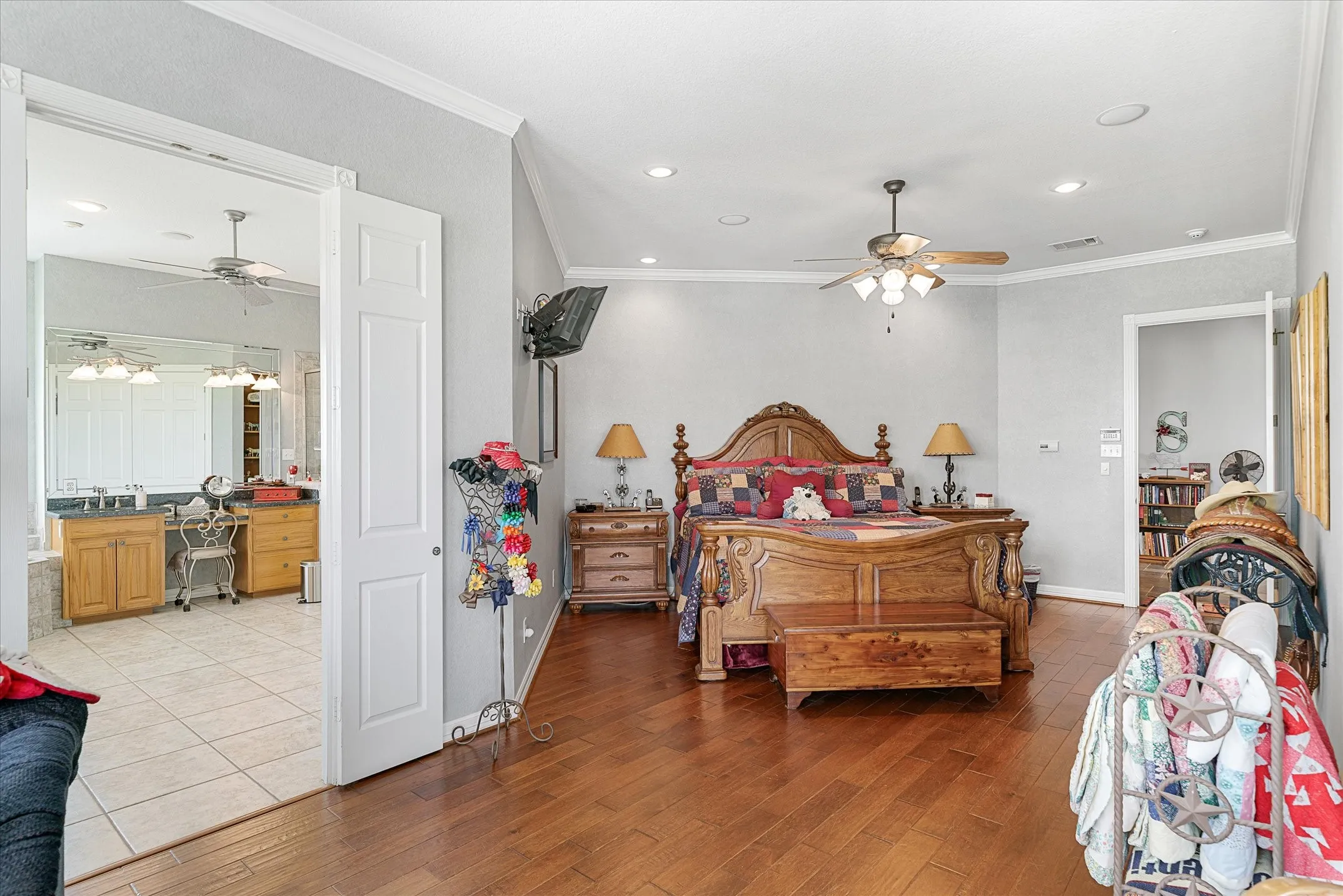 Farm For Sale in Van Zandt County , 9208 FM 17 89 Acres, Grand Saline, Texas 75140, 3 Bedroom, 4 Bathroom, 2 Garage spaces, 3,604 Sqft, built in 2007, mls#21051947, Real Estate Agent in Grand Saline, Homes For Sale in Van Zandt county, Homes For Sale in Grand Saline, Realtor in Grand Saline Texas, Real Estate Brokerage Independent Realty Texas, Luminita Cordes Realtor