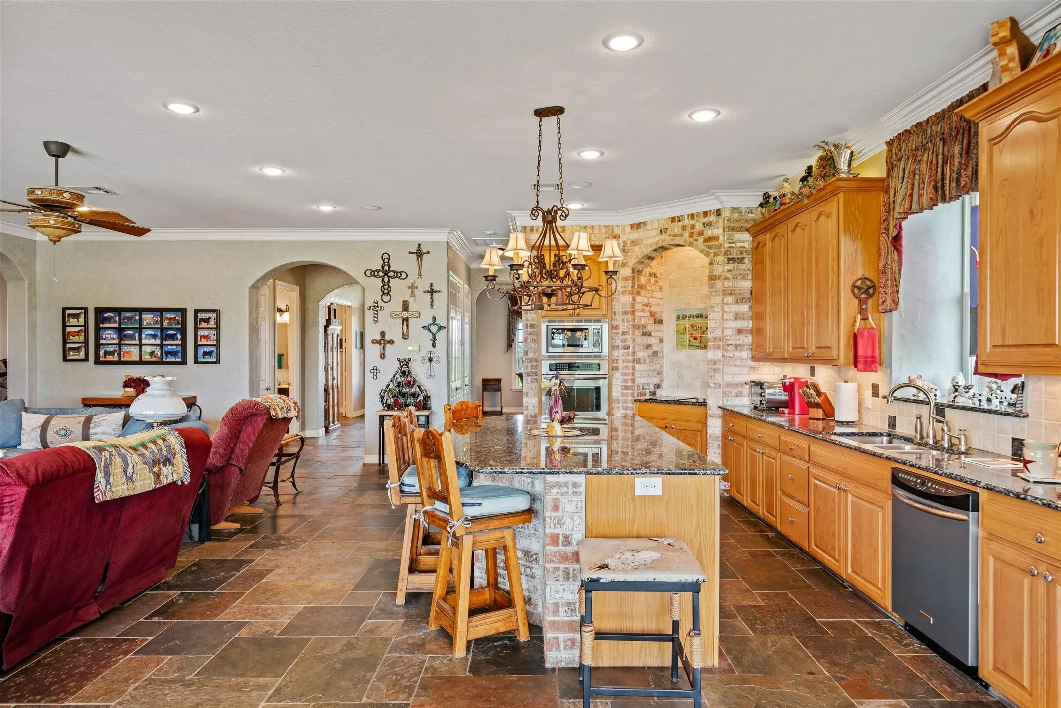 Farm For Sale in Van Zandt County , 9208 FM 17 89 Acres, Grand Saline, Texas 75140, 3 Bedroom, 4 Bathroom, 2 Garage spaces, 3,604 Sqft, built in 2007, mls#21051947, Real Estate Agent in Grand Saline, Homes For Sale in Van Zandt county, Homes For Sale in Grand Saline, Realtor in Grand Saline Texas, Real Estate Brokerage Independent Realty Texas, Luminita Cordes Realtor