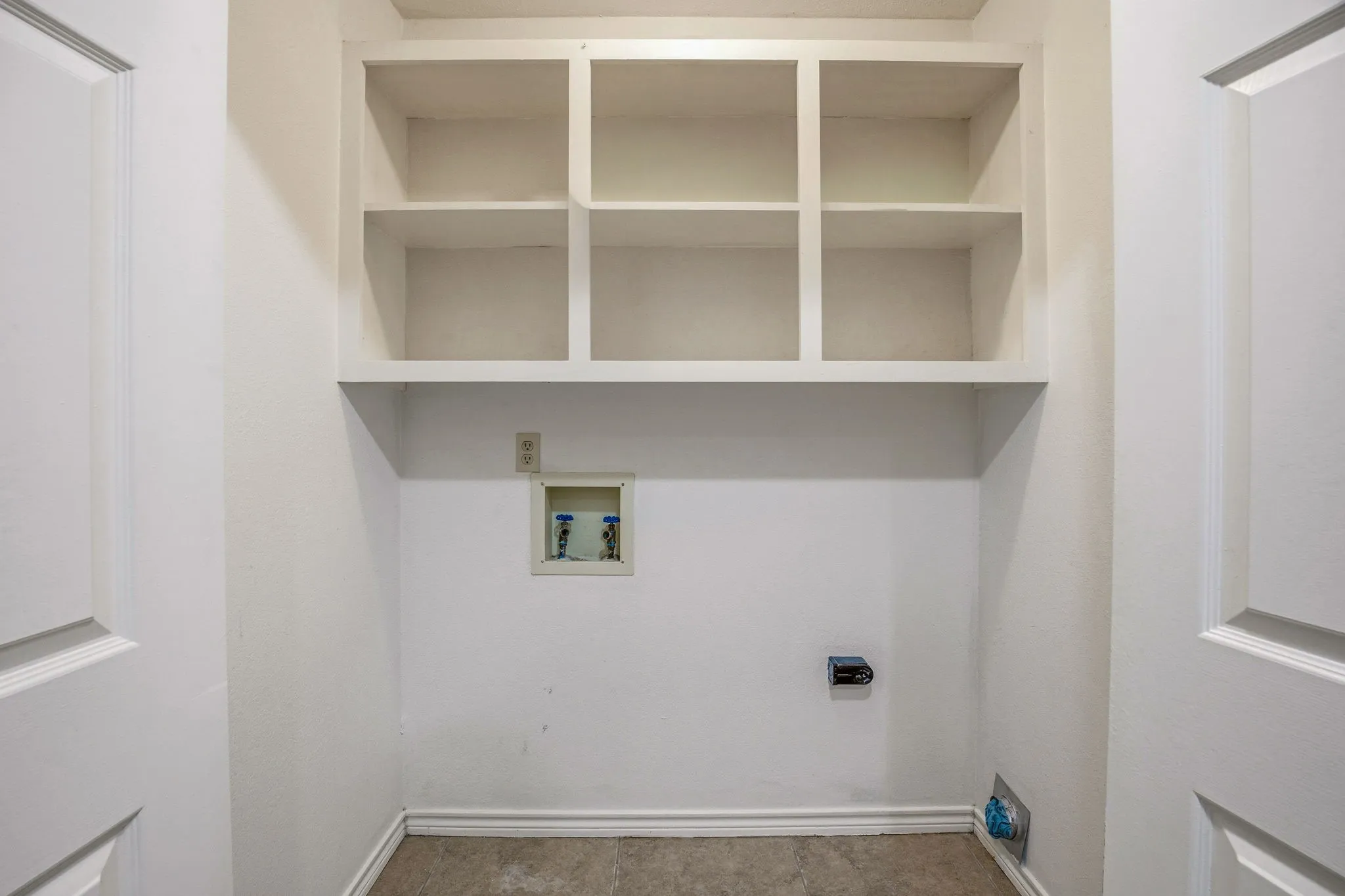 Single Family Residence For Sale in Erath County , 1407 Inglewood Drive, Stephenville, Texas 76401, 3 Bedroom, 2 Bathroom, 2 Garage spaces, 1,635 Sqft, built in 1985, Preowned, mls#21050620, Real Estate Agent in Stephenville, Homes For Sale in Erath county, Homes For Sale in Stephenville, Realtor in Stephenville Texas, Real Estate Brokerage Independent Realty Texas, Luminita Cordes Realtor