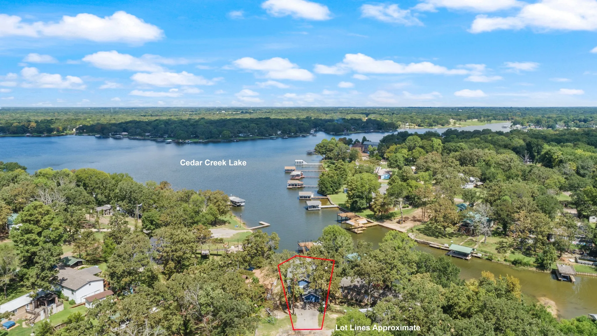 Single Family Residence For Sale in Henderson County , 151 Sun Down Trail, Mabank, Texas 75156, 3 Bedroom, 2 Bathroom, Garage spaces, 2,448 Sqft, built in 2021, Preowned, mls#21051980, Real Estate Agent in Mabank, Homes For Sale in Henderson county, Homes For Sale in Mabank, Realtor in Mabank Texas, Real Estate Brokerage Independent Realty Texas, Luminita Cordes Realtor