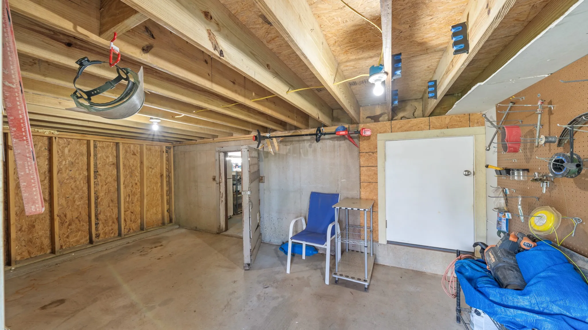 Storage rooms with bonus bedroom
