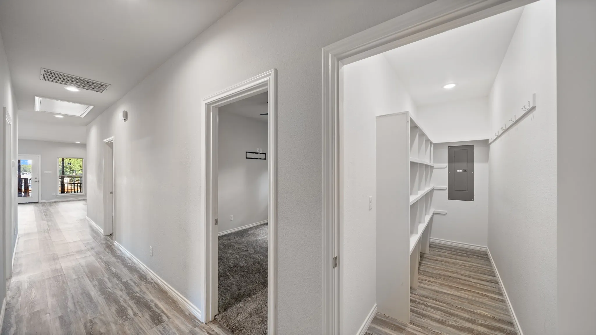 Entry hallway with more inside storage