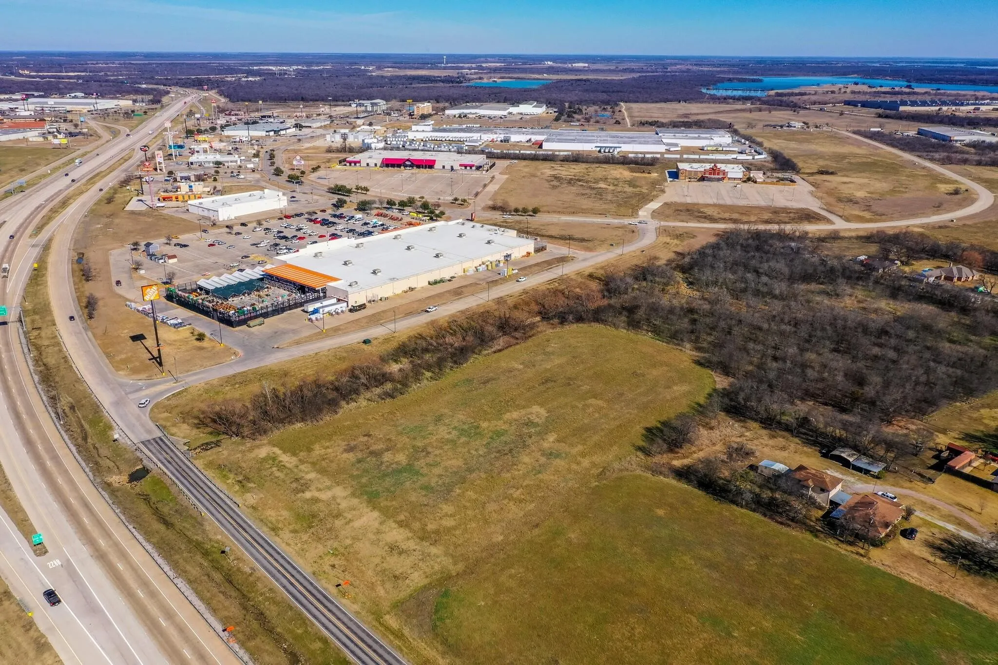 Unimproved Land For Sale in Navarro County , TBD 7.338 Acres I-45 Frontage, Corsicana, Texas 75109, 0, 0, Garage spaces, 0 Sqft, built in 0, Unknown, Price $849,900, mls#21035245, Real Estate Agent in Corsicana, Homes For Sale in Navarro county, Homes For Sale in Corsicana, Realtor in Corsicana Texas, Real Estate Brokerage Independent Realty Texas, Luminita Cordes Realtor
