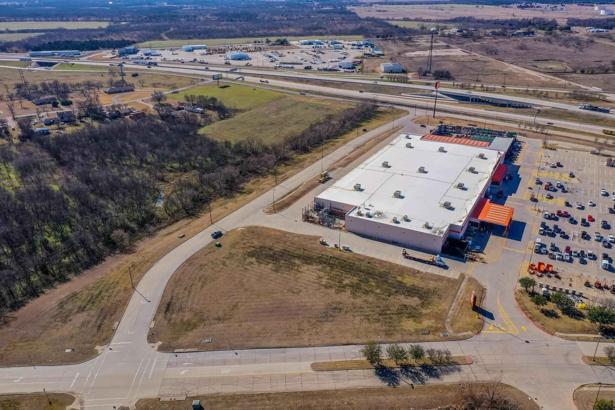 Unimproved Land For Sale in Navarro County , TBD 7.338 Acres I-45 Frontage, Corsicana, Texas 75109, 0, 0, Garage spaces, 0 Sqft, built in 0, Unknown, Price $849,900, mls#21035245, Real Estate Agent in Corsicana, Homes For Sale in Navarro county, Homes For Sale in Corsicana, Realtor in Corsicana Texas, Real Estate Brokerage Independent Realty Texas, Luminita Cordes Realtor