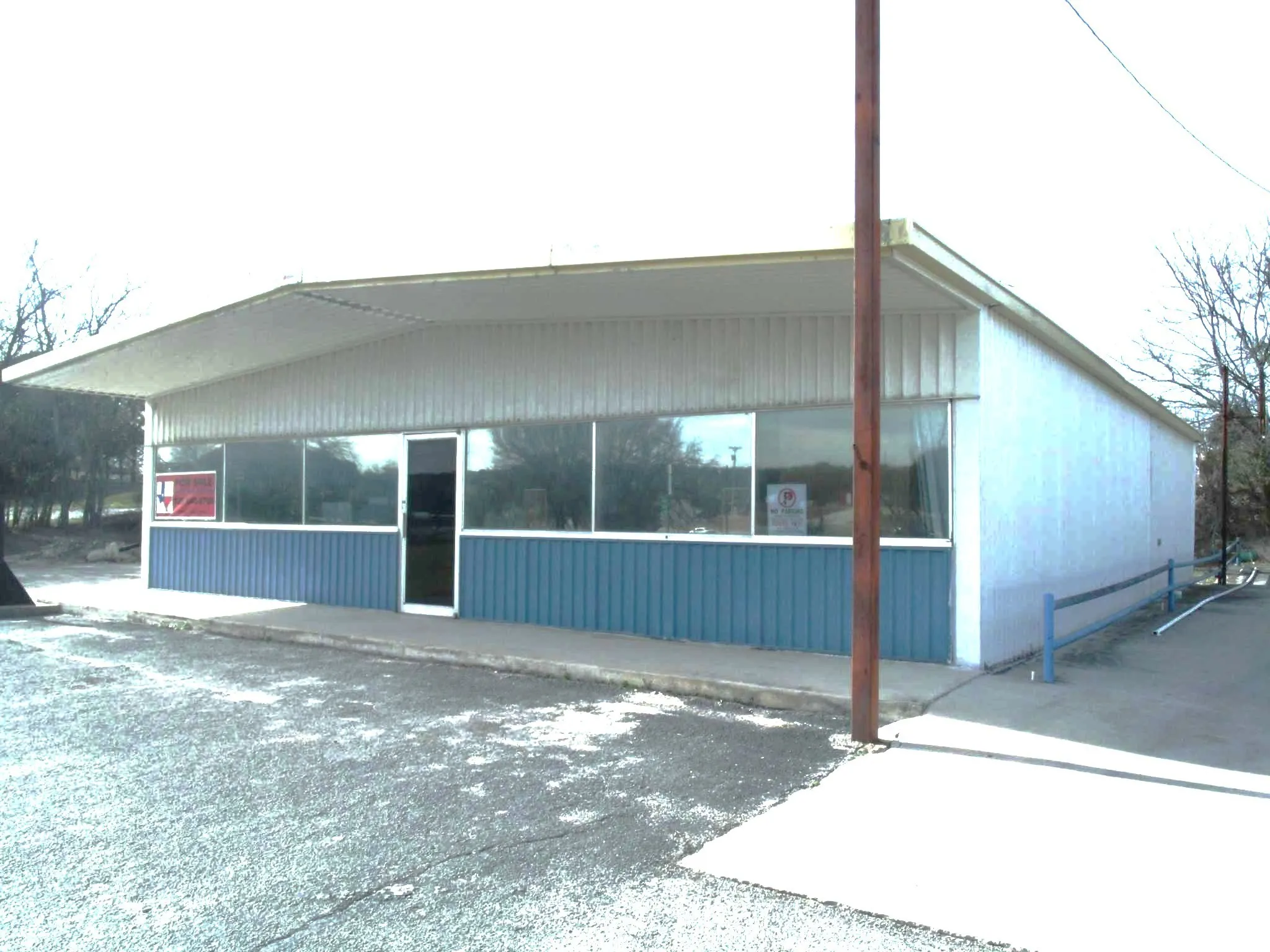 Retail For Sale in Mills County , 705 N Commercial, Goldthwaite, Texas 76844, 0, 0, Garage spaces, 0 Sqft, built in 1960, Preowned, mls#21052584, Real Estate Agent in Goldthwaite, Homes For Sale in Mills county, Homes For Sale in Goldthwaite, Realtor in Goldthwaite Texas, Real Estate Brokerage Independent Realty Texas, Luminita Cordes Realtor