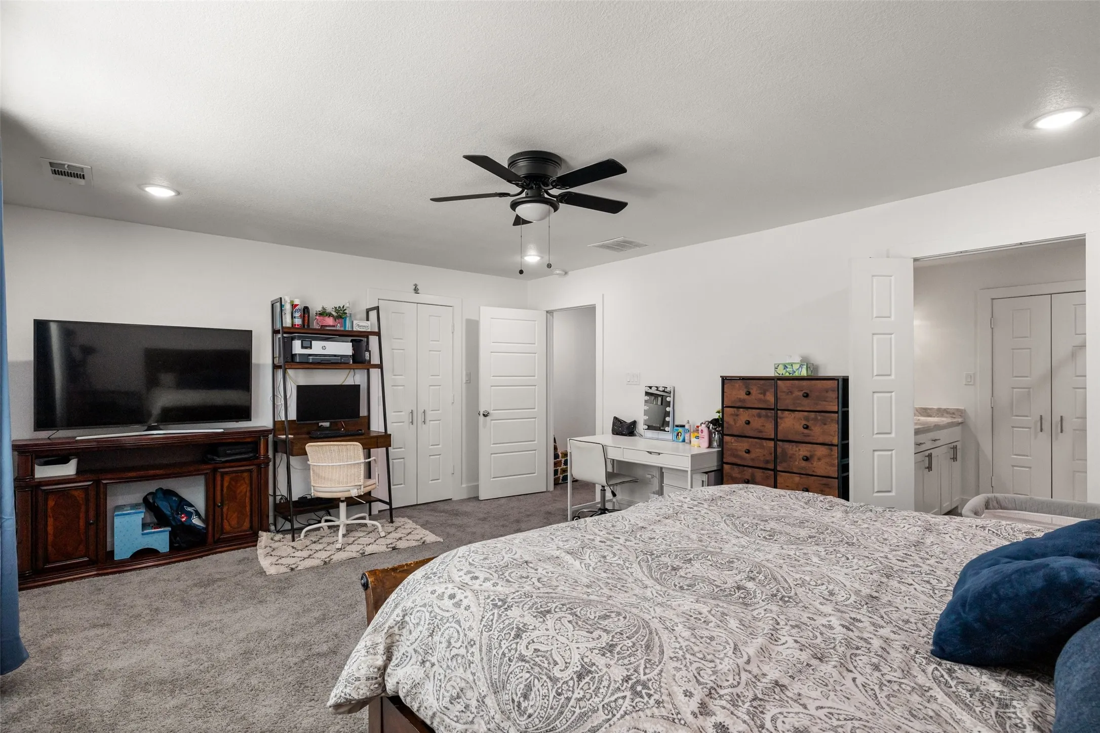 Single Family Residence For Sale in Hood County , 3516 Mulberry Drive, Granbury, Texas 76048, 3 Bedroom, 3 Bathroom, 2 Garage spaces, 1,832 Sqft, built in 2023, mls#21053246, Real Estate Agent in Granbury, Homes For Sale in Hood county, Homes For Sale in Granbury, Realtor in Granbury Texas, Real Estate Brokerage Independent Realty Texas, Luminita Cordes Realtor