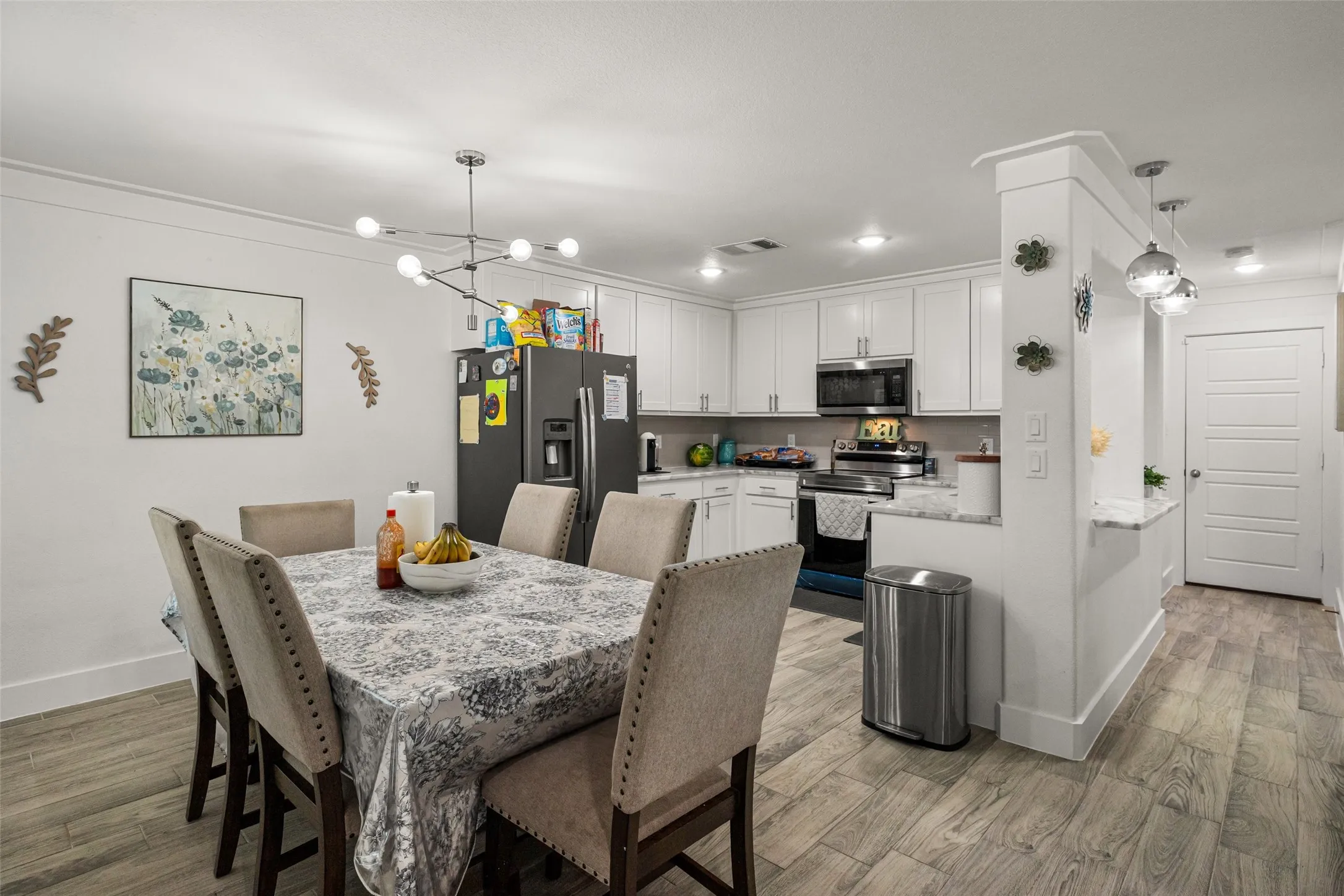 Single Family Residence For Sale in Hood County , 3516 Mulberry Drive, Granbury, Texas 76048, 3 Bedroom, 3 Bathroom, 2 Garage spaces, 1,832 Sqft, built in 2023, mls#21053246, Real Estate Agent in Granbury, Homes For Sale in Hood county, Homes For Sale in Granbury, Realtor in Granbury Texas, Real Estate Brokerage Independent Realty Texas, Luminita Cordes Realtor